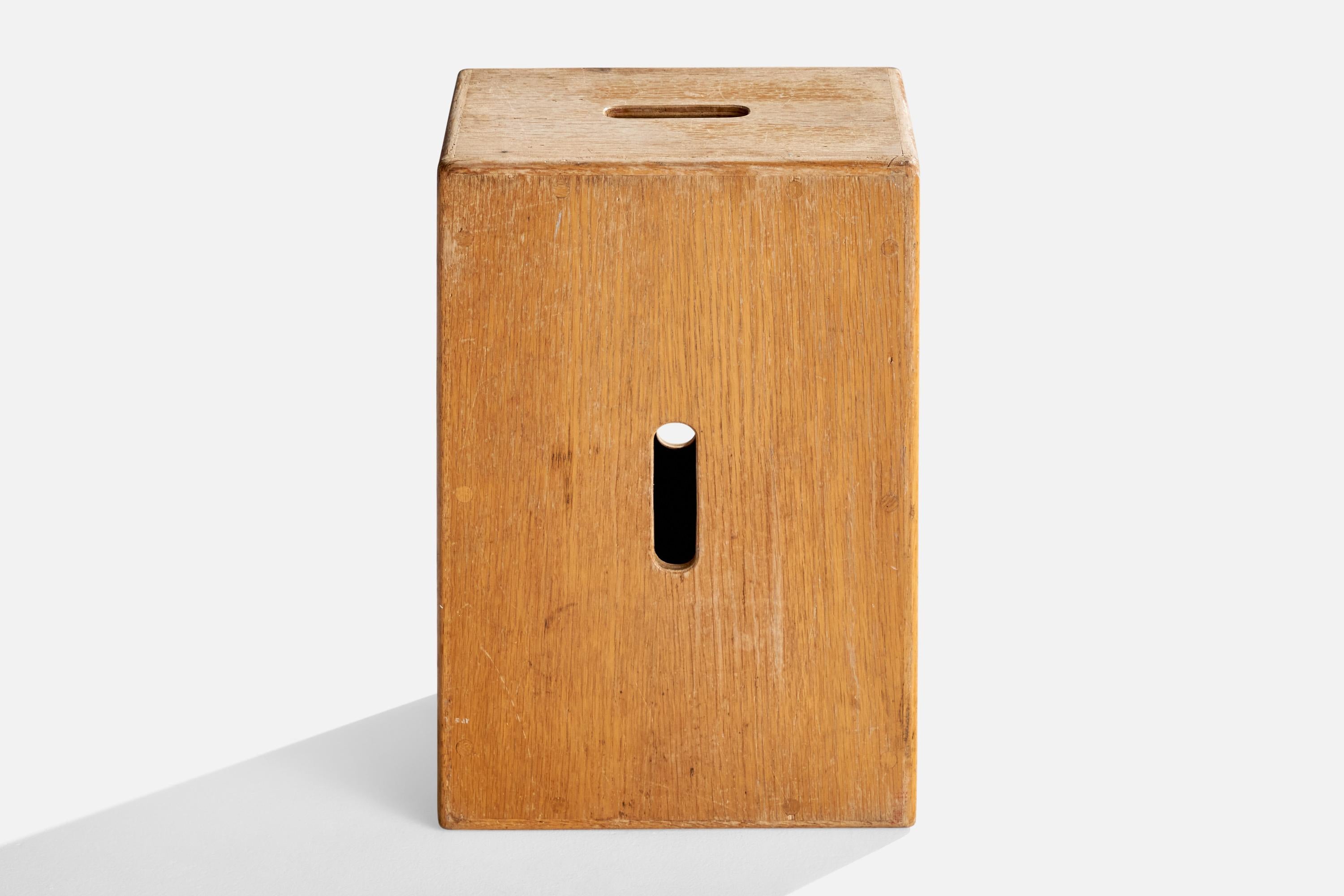 Swedish Designer, Stepping Stool, Oak, Sweden, 1950s 1