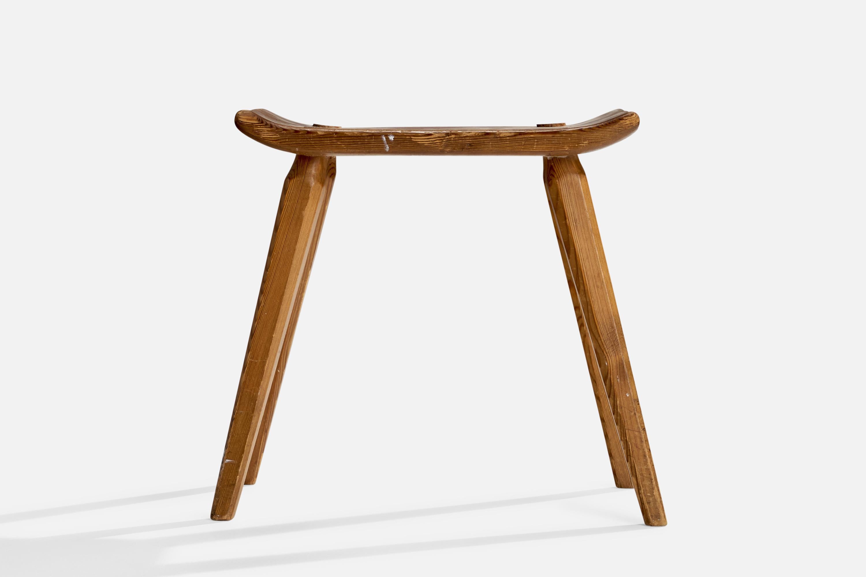 Swedish Designer, Stool, Pine, Sweden, 1950s In Good Condition For Sale In High Point, NC
