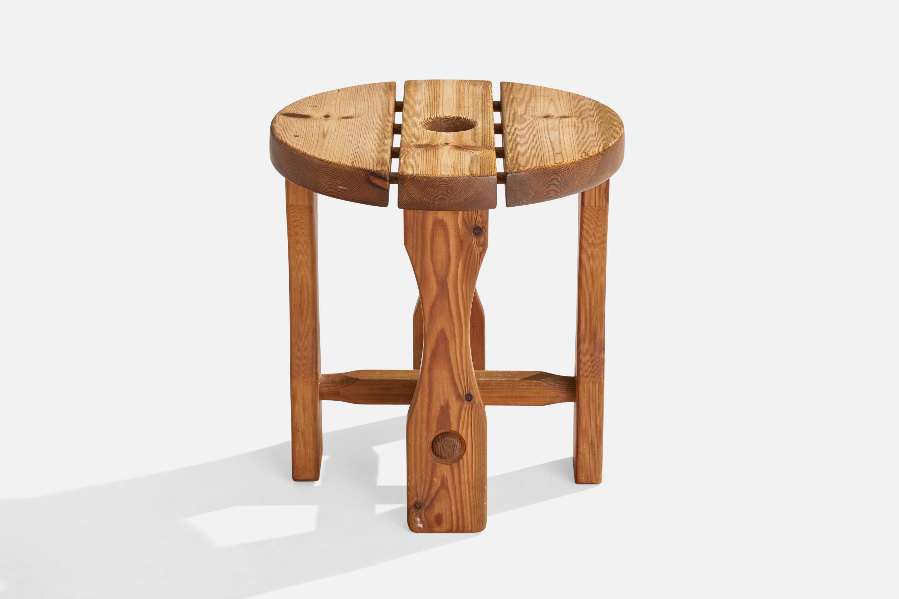 Scandinave moderne Tabouret de designer suédois, pin, Suède, années 1960 en vente