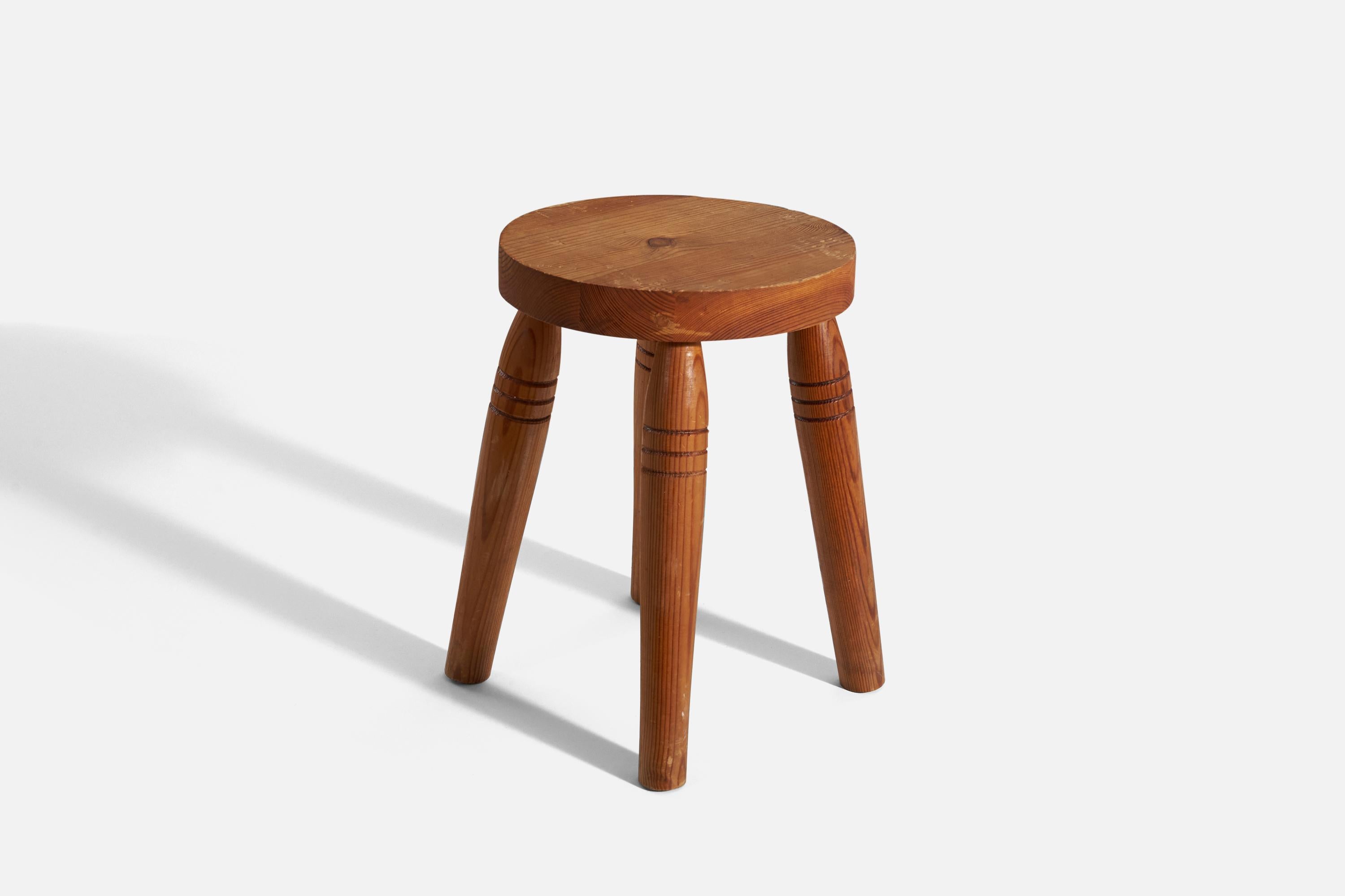 Scandinave moderne Tabouret de designer suédois, pin, Suède, années 1970 en vente