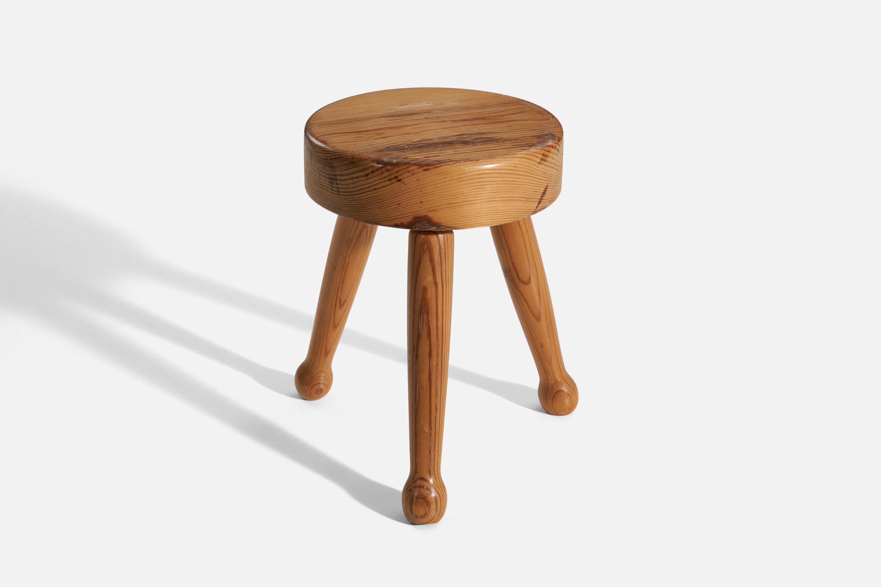 Scandinave moderne Tabouret de designer suédois, pin, Suède, années 1970 en vente