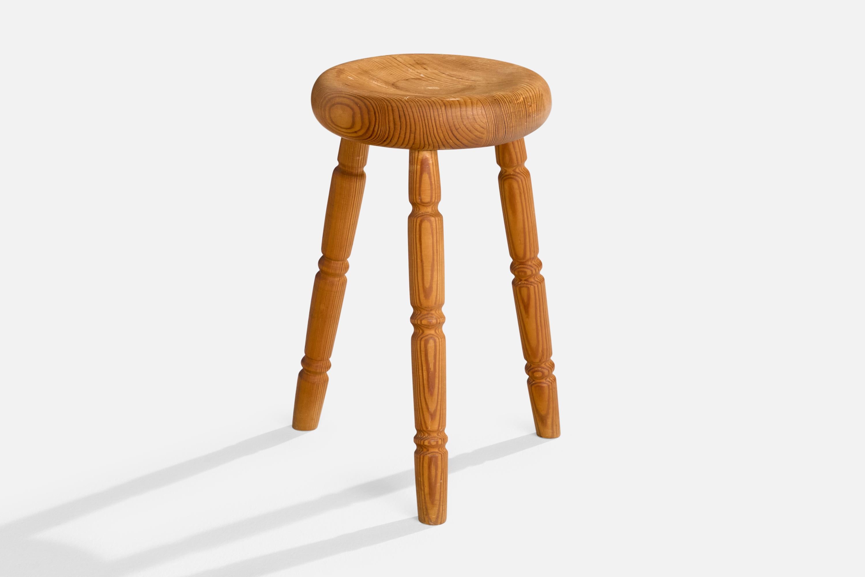 Mid-Century Modern Tabouret de designer suédois, pin, Suède, années 1970 en vente