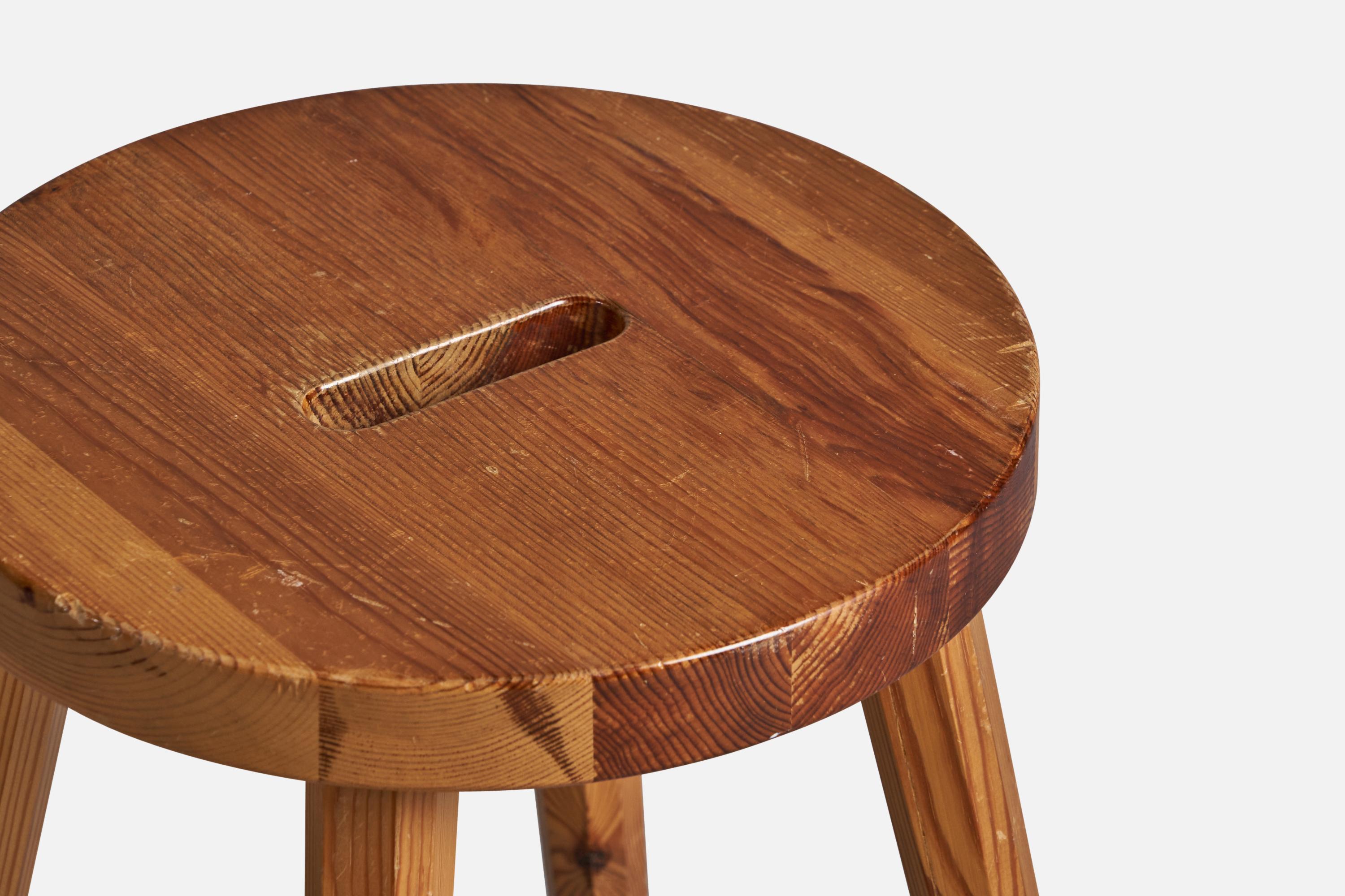 Suédois Tabouret de designer suédois, pin, Suède, années 1970 en vente