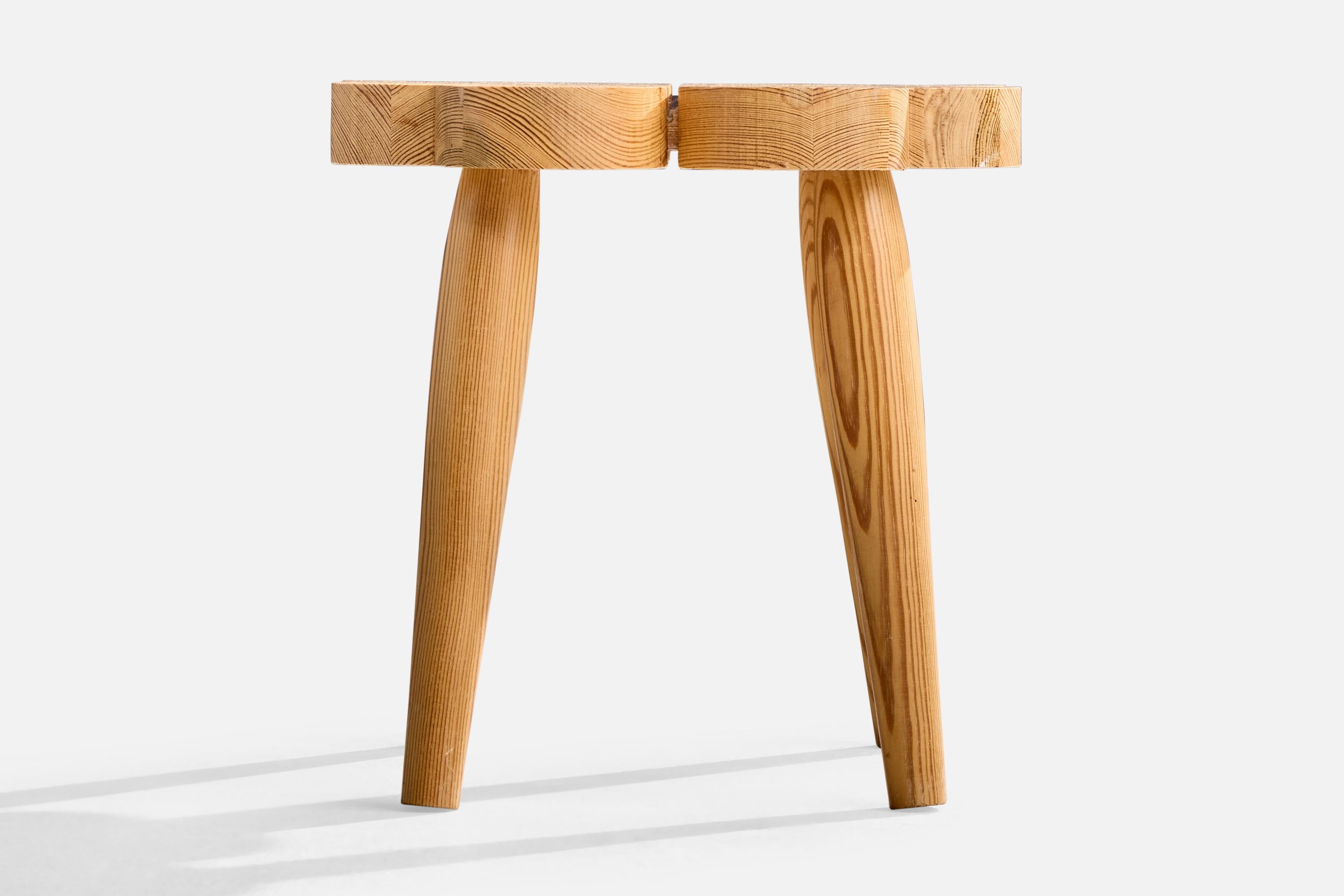 Swedish Designer, Stool, Pine, Sweden, 1970s In Good Condition For Sale In High Point, NC