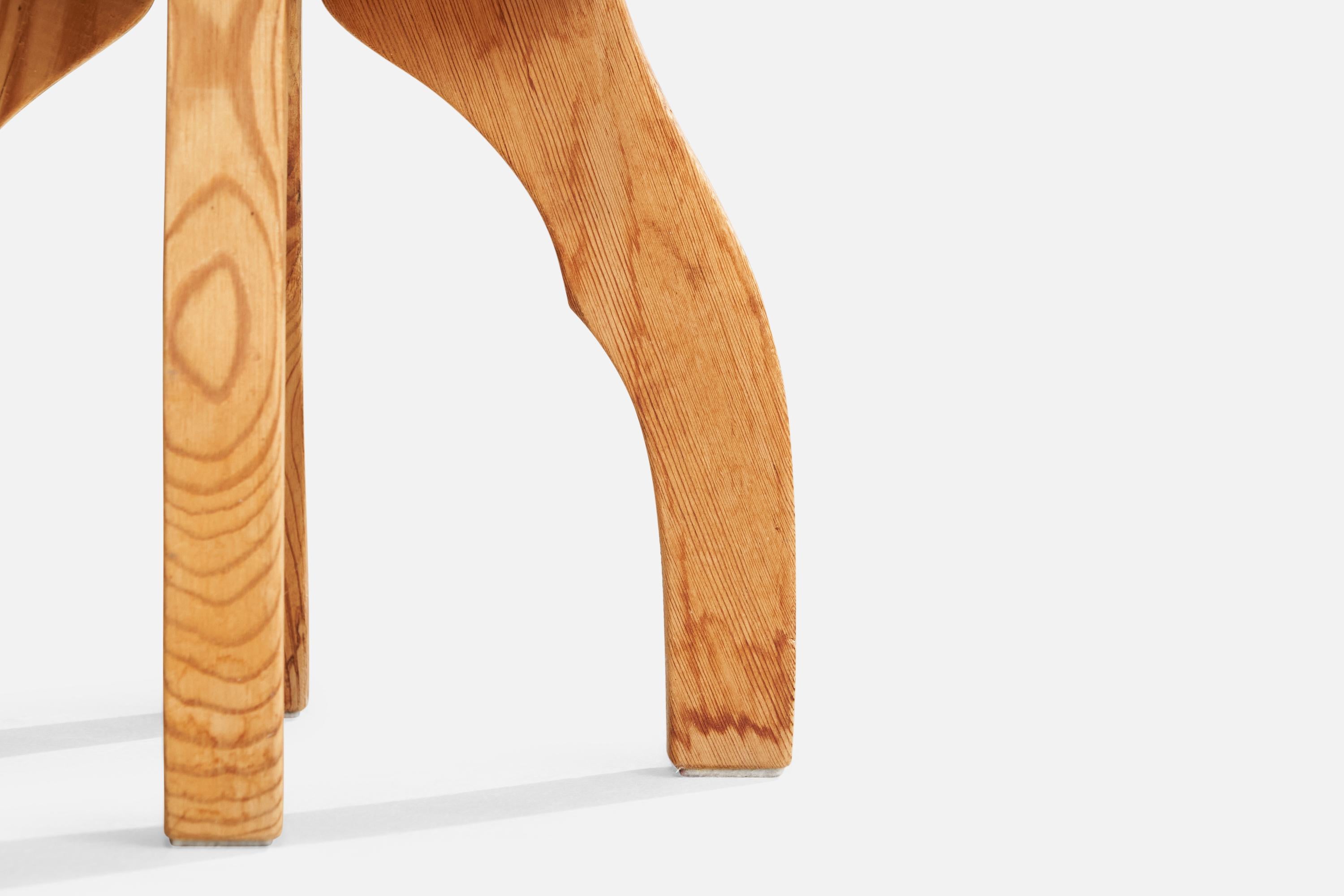 Fin du 20e siècle Tabouret de designer suédois, pin, Suède, années 1970 en vente