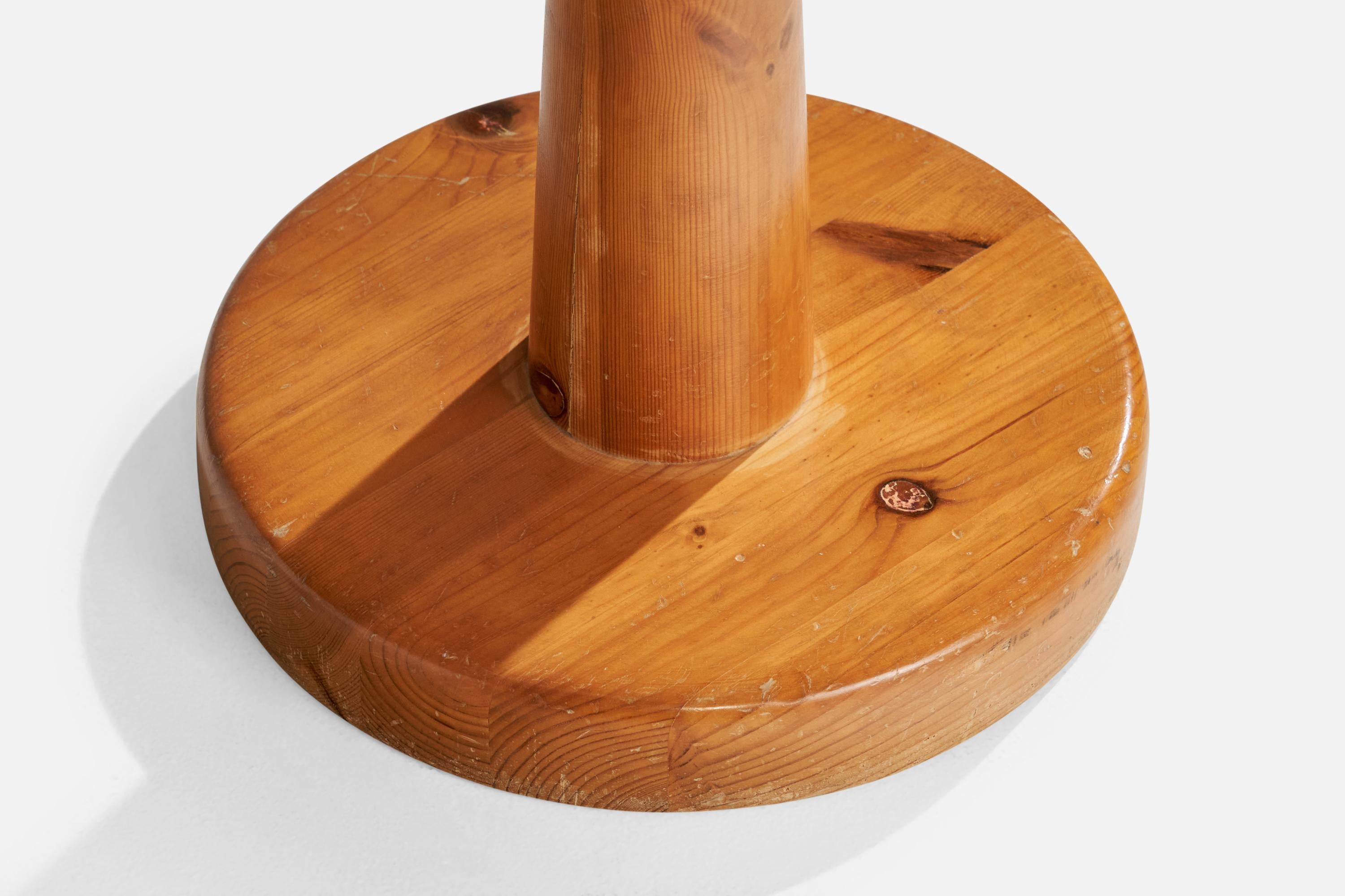 Pin Tabouret de designer suédois, pin, Suède, années 1970 en vente