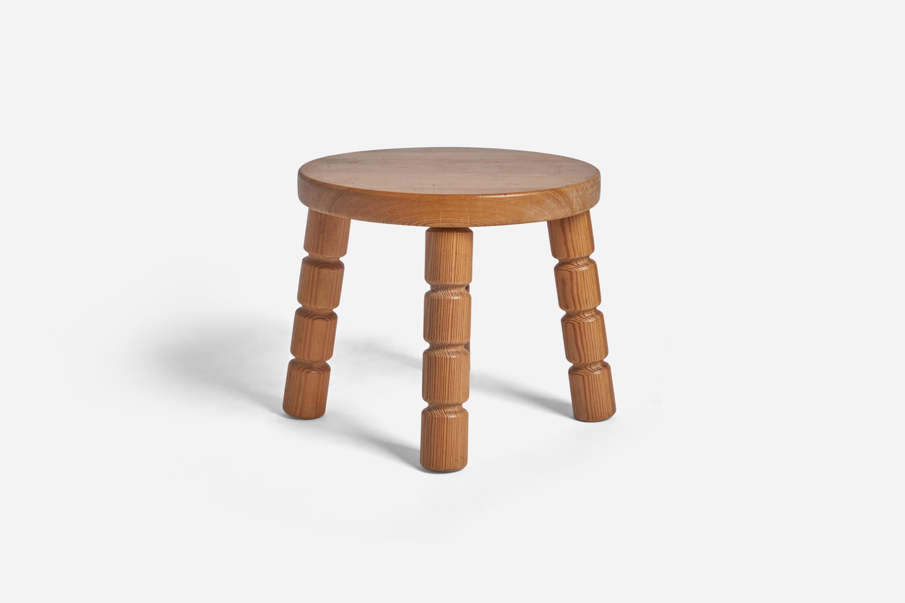Swedish Designer, Stool, Solid Pine, Sweden, 1970s In Good Condition For Sale In High Point, NC