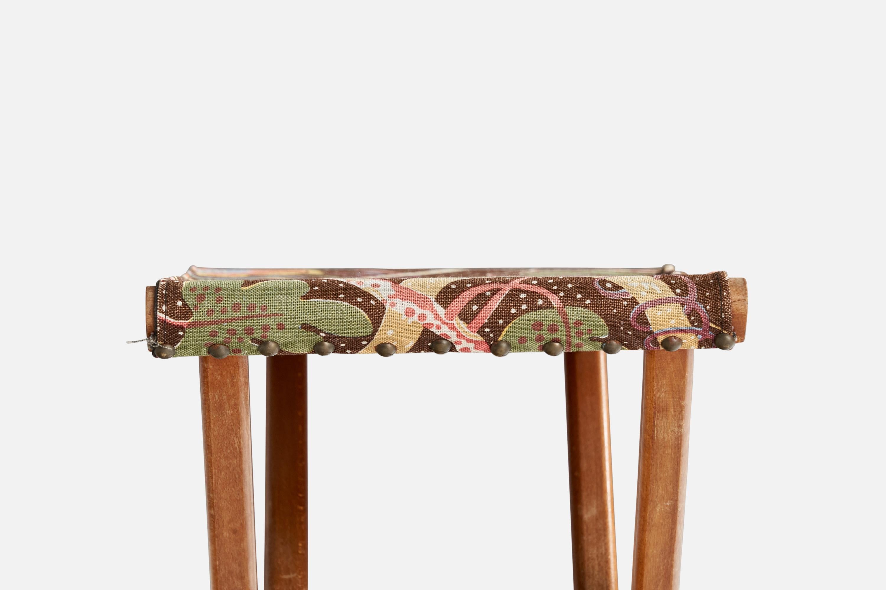 Milieu du XXe siècle Designer suédois, tabouret, teck, tissu, Suède, années 1950 en vente