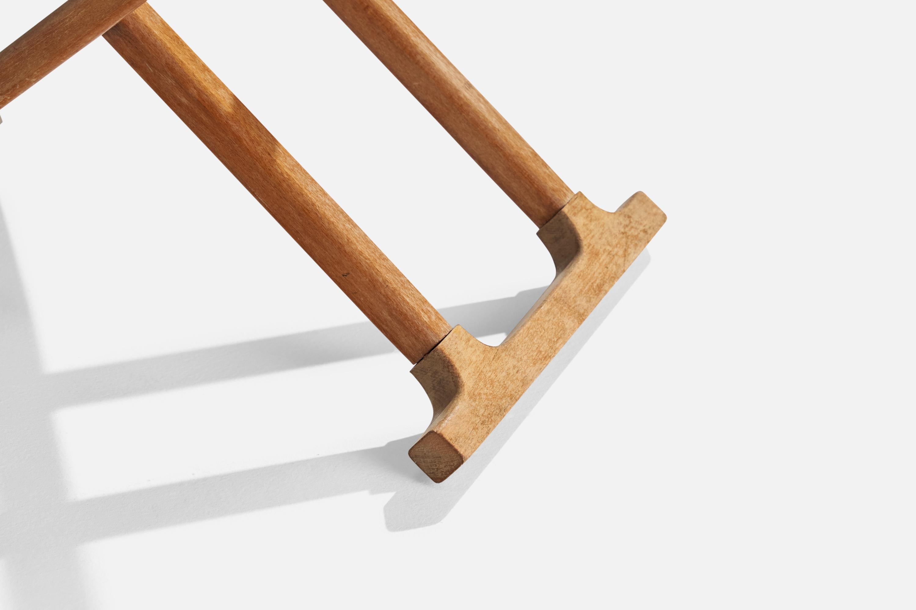Designer suédois, tabouret, teck, tissu, Suède, années 1950 en vente 1
