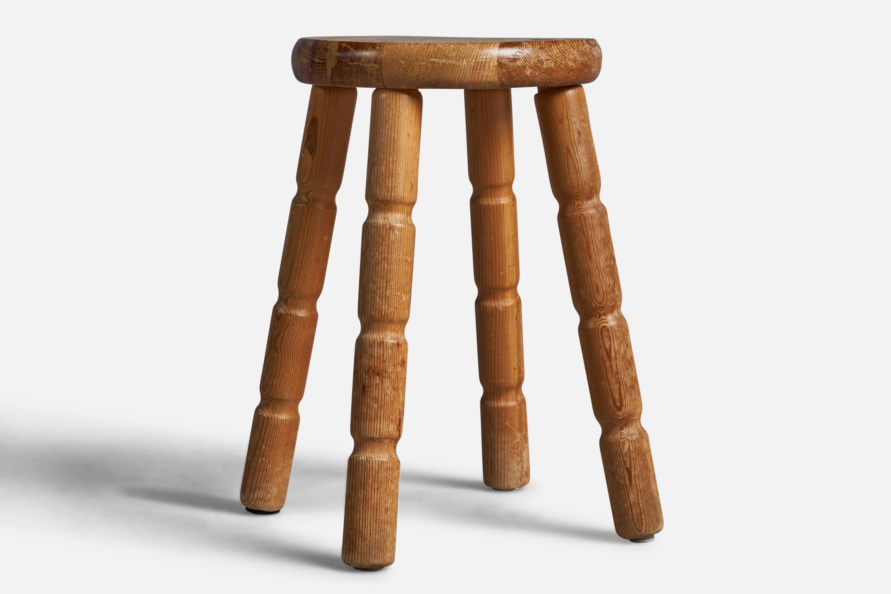Swedish Designer, Stools, Pine, Sweden, 1960s In Good Condition For Sale In High Point, NC