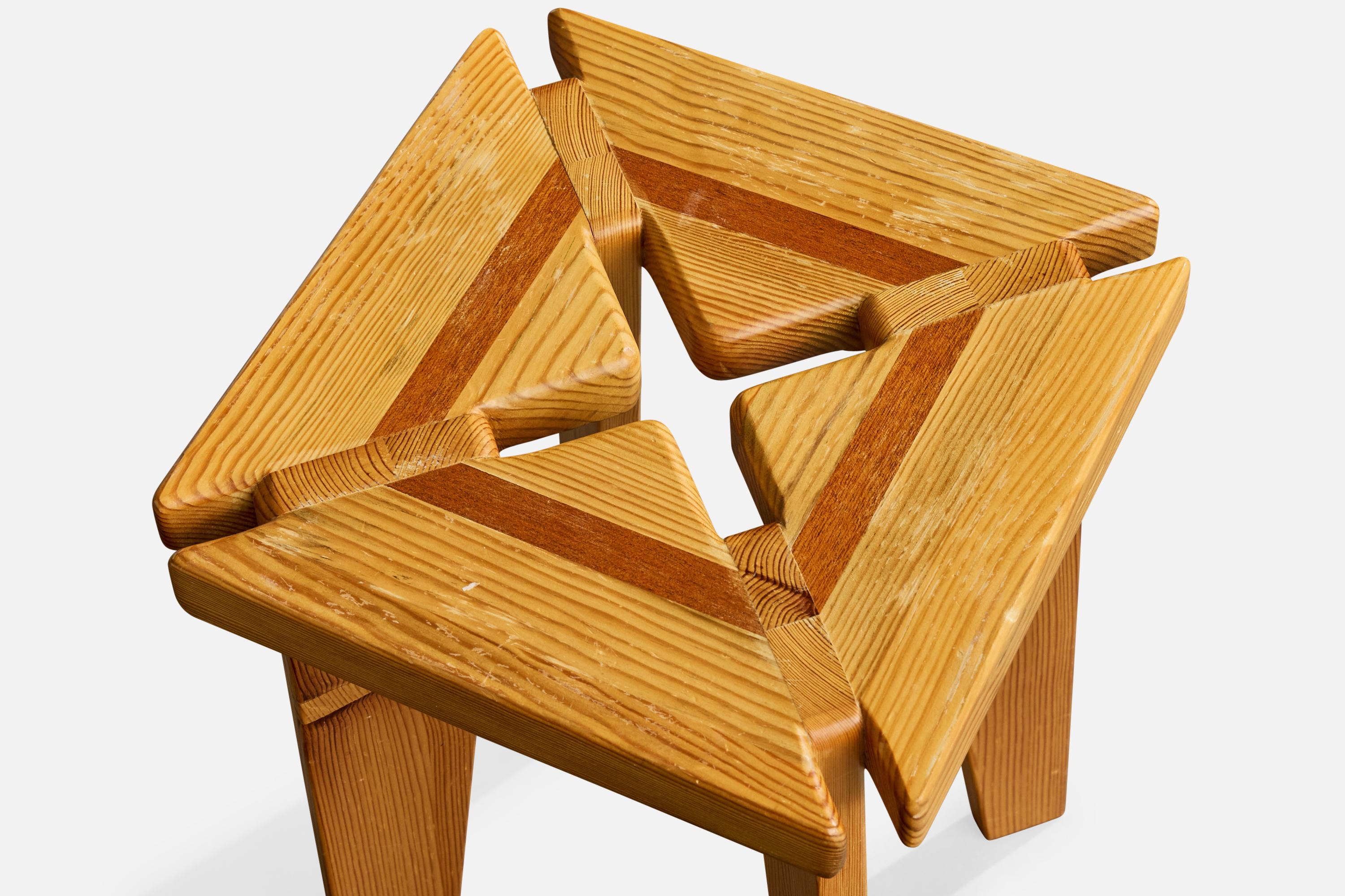 Swedish Designer, Stools, Pine, Sweden, 1970s im Angebot 2