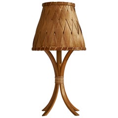 Lampe de table de designer suédois, bois courbé, rotin, placage, Suède, années 1950