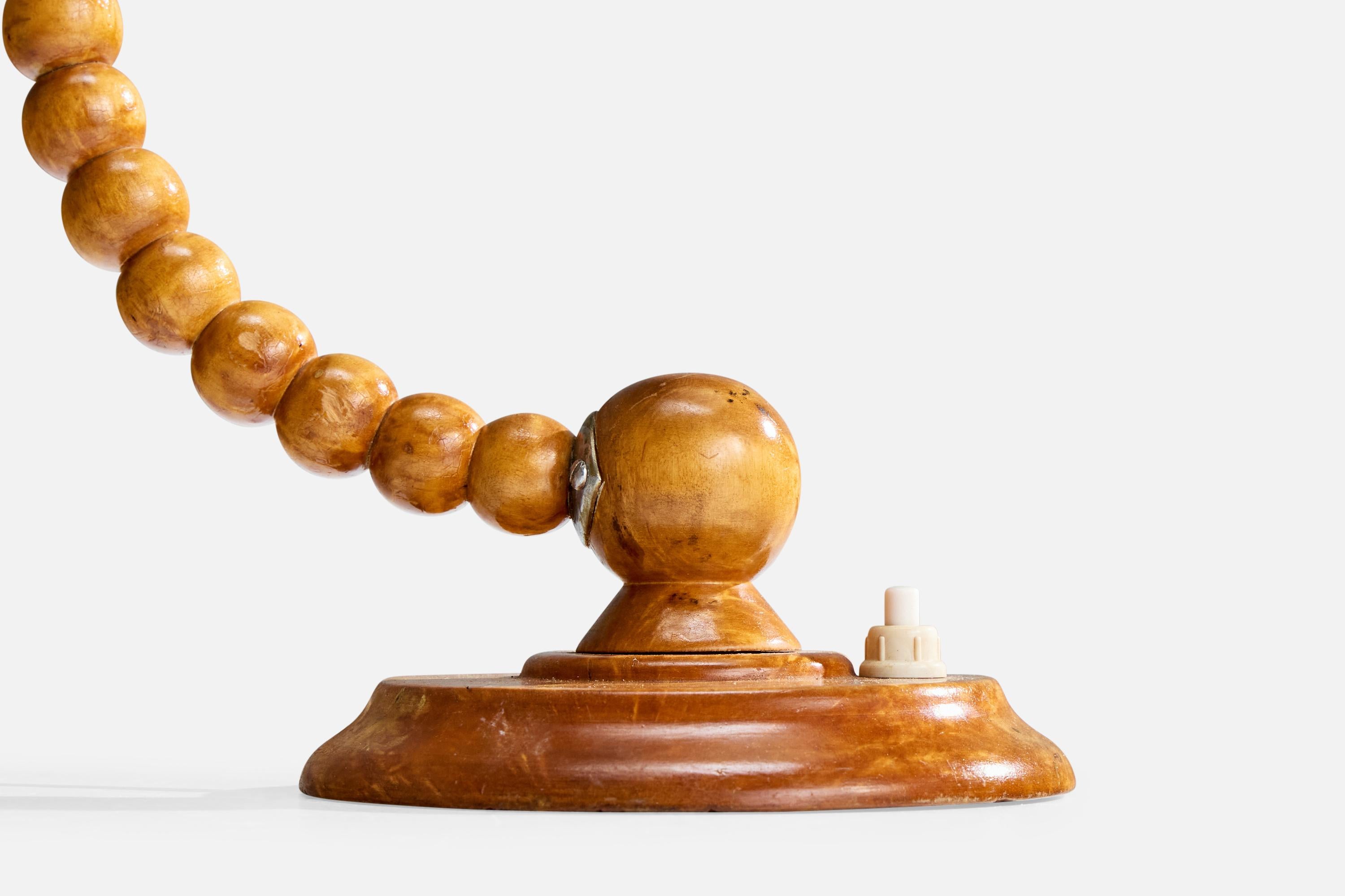 Lampada da tavolo di design svedese, betulla, metallo, tessuto, Svezia, 1949 in vendita 2