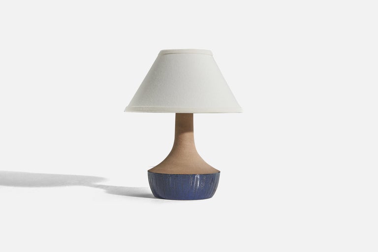Swedish Designer, Table Lamp, Blue and Brown Stoneware, Sweden, 1960s In Good Condition For Sale In West Palm Beach, FL