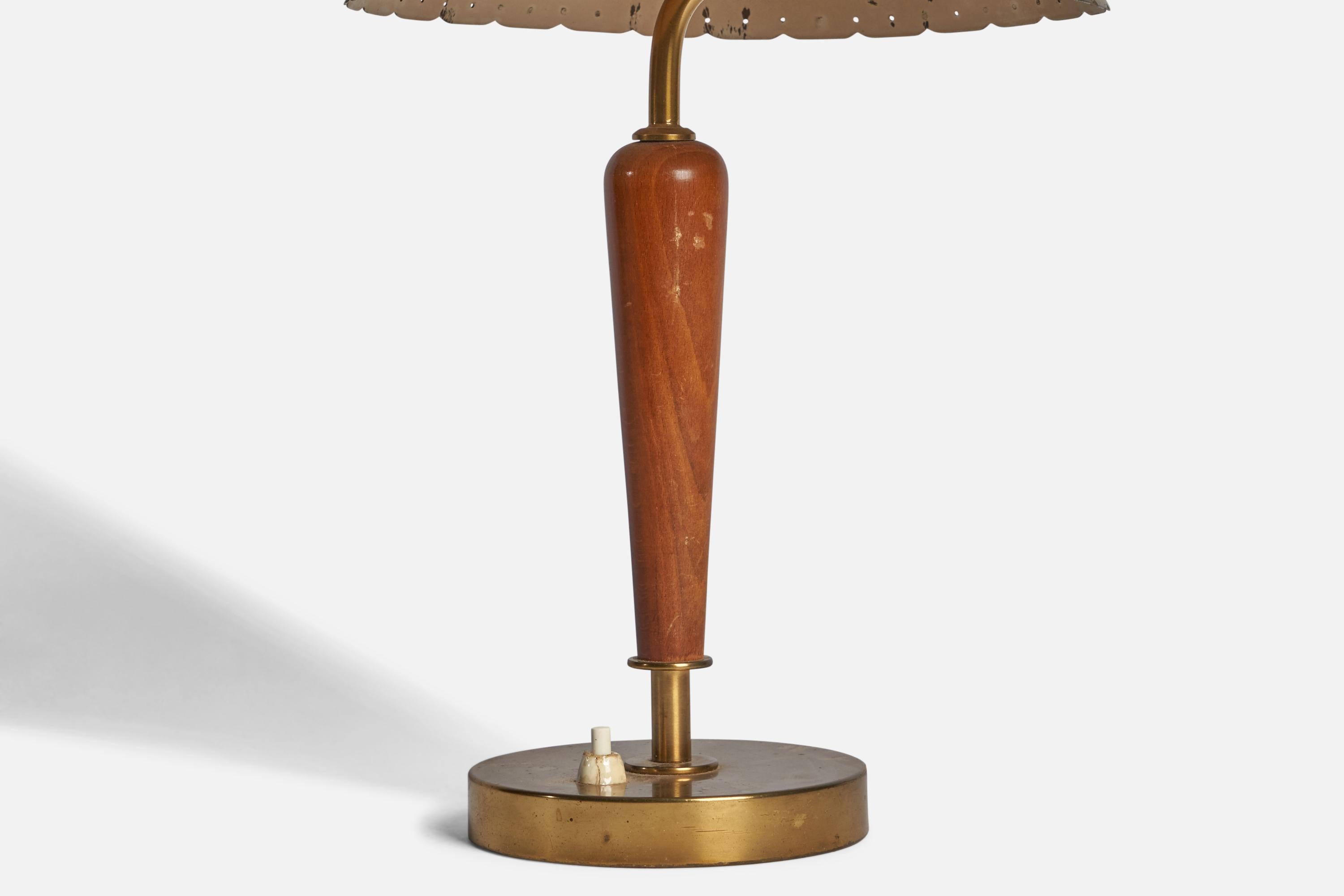 Swedish Designer, Table Lamp, Brass, Elm, Sweden, 1930s In Fair Condition For Sale In High Point, NC