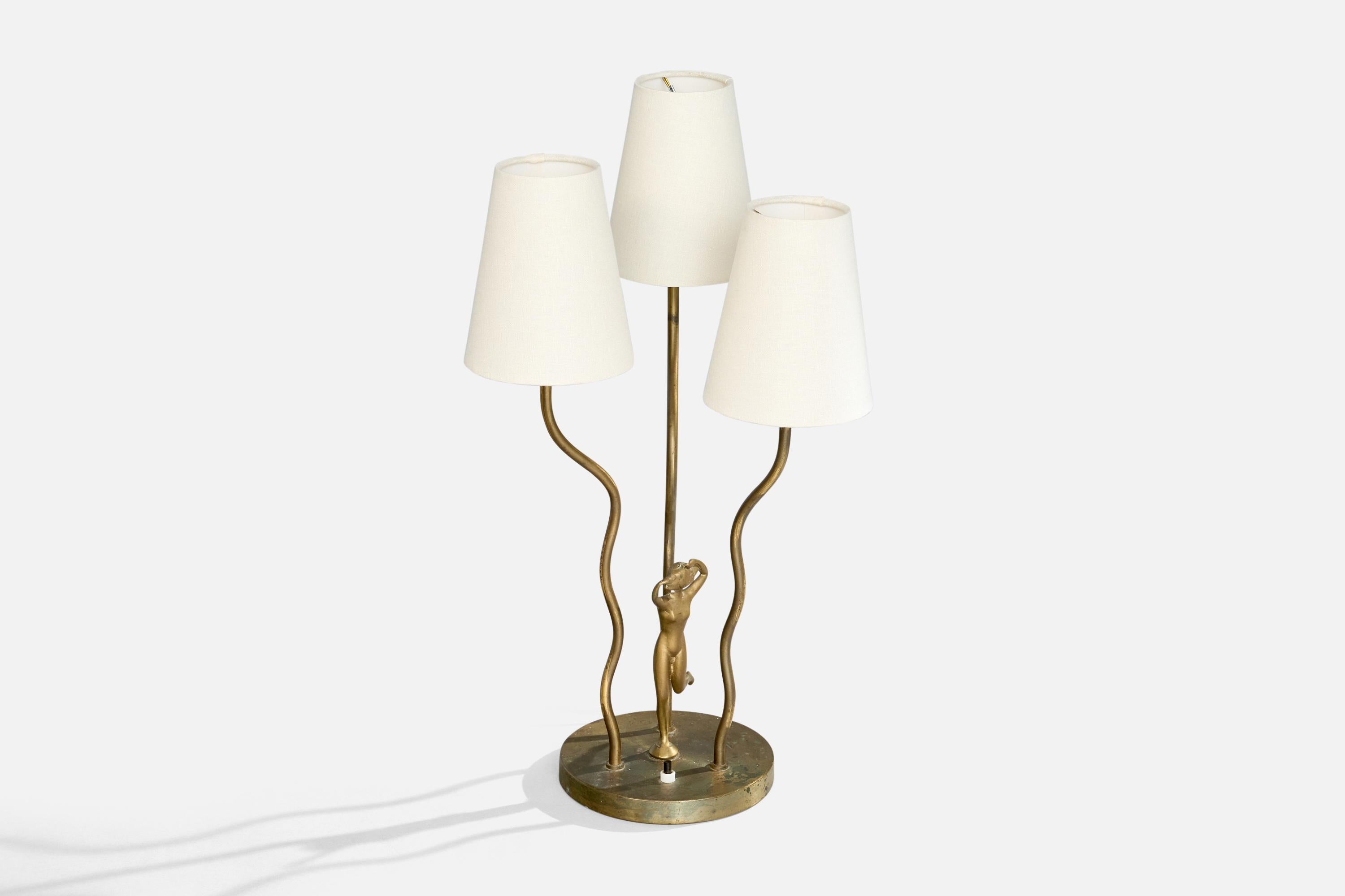 Suédois Designer suédois, lampe de bureau, laiton, tissu, Suède, années 1930 en vente