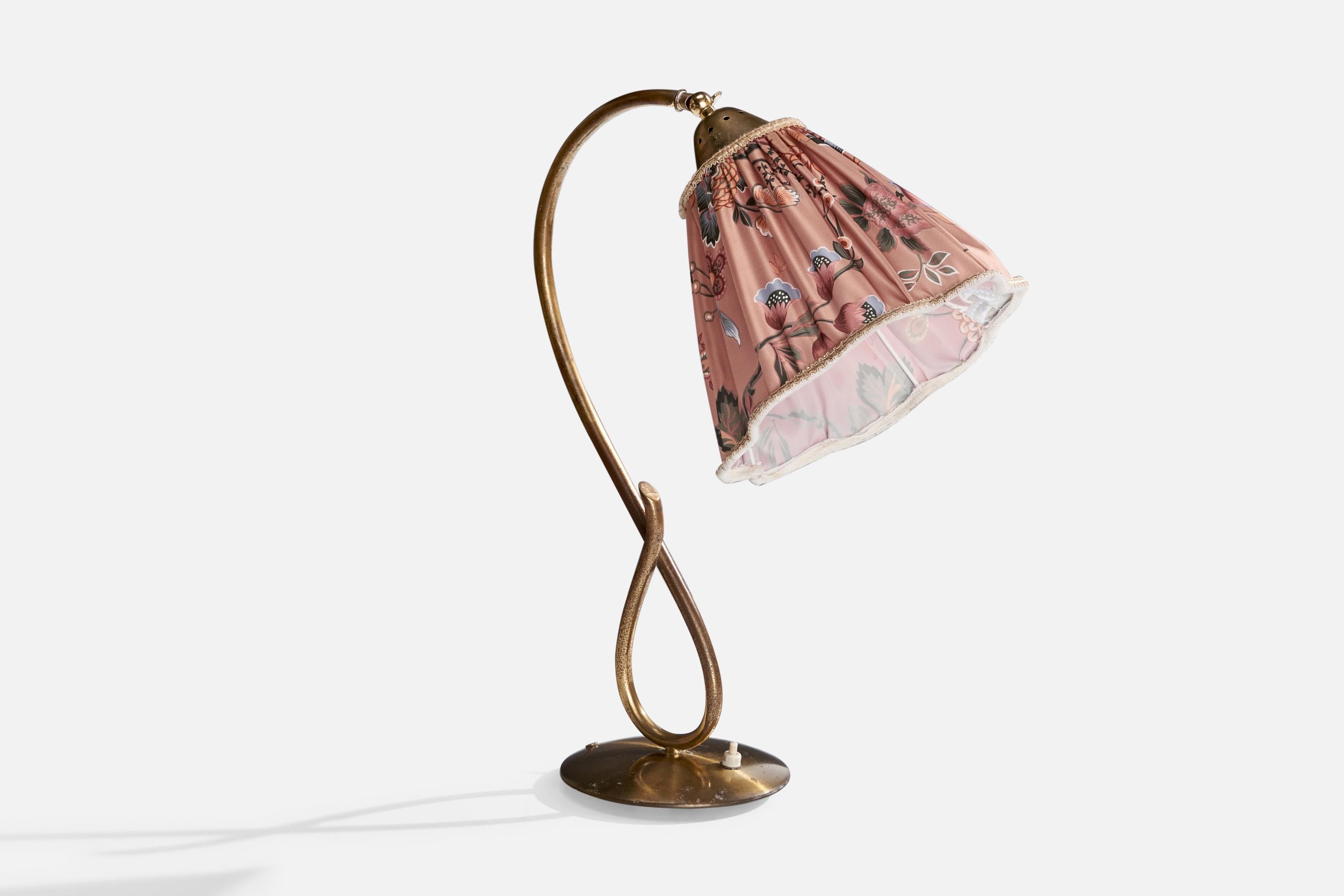 Swedish Designer, Table Lamp, Brass, Fabric, Sweden, 1940s In Good Condition For Sale In High Point, NC