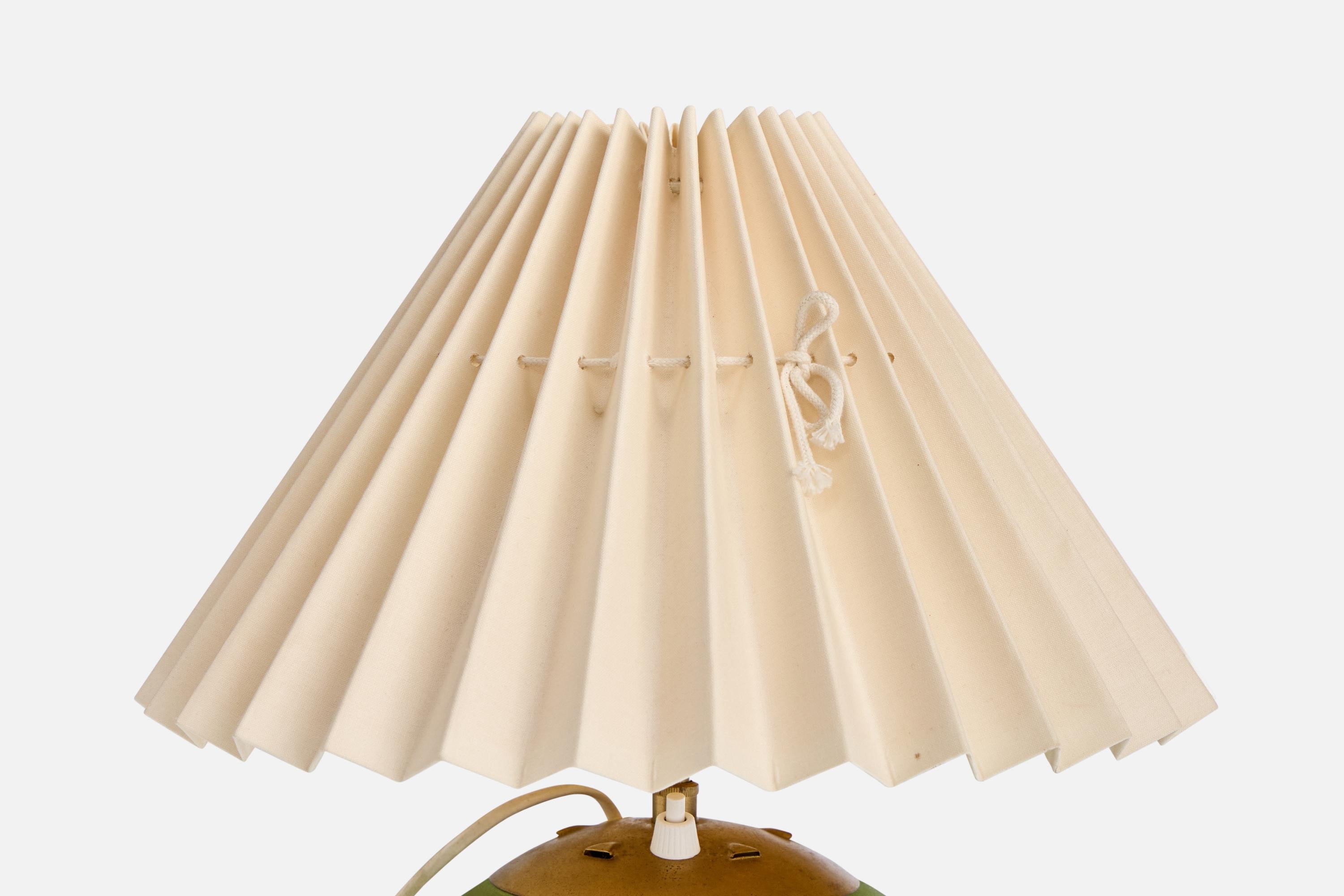 Diseñador sueco, lámpara de mesa, latón, cristal, tela, Suecia, años 30 Francés en venta