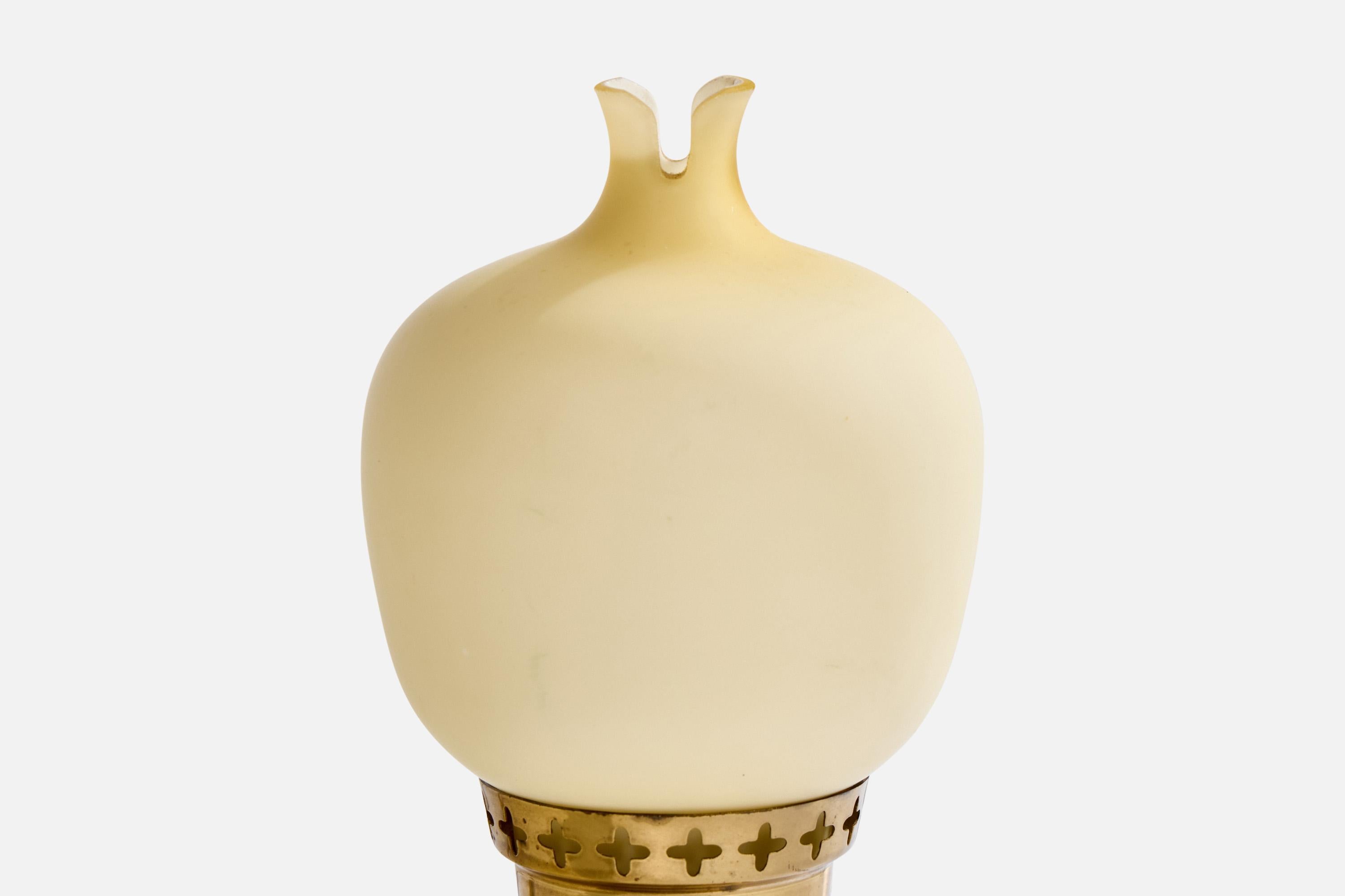 Diseñador sueco, lámpara de mesa, latón, cristal, Suecia, años 40 Sueco en venta