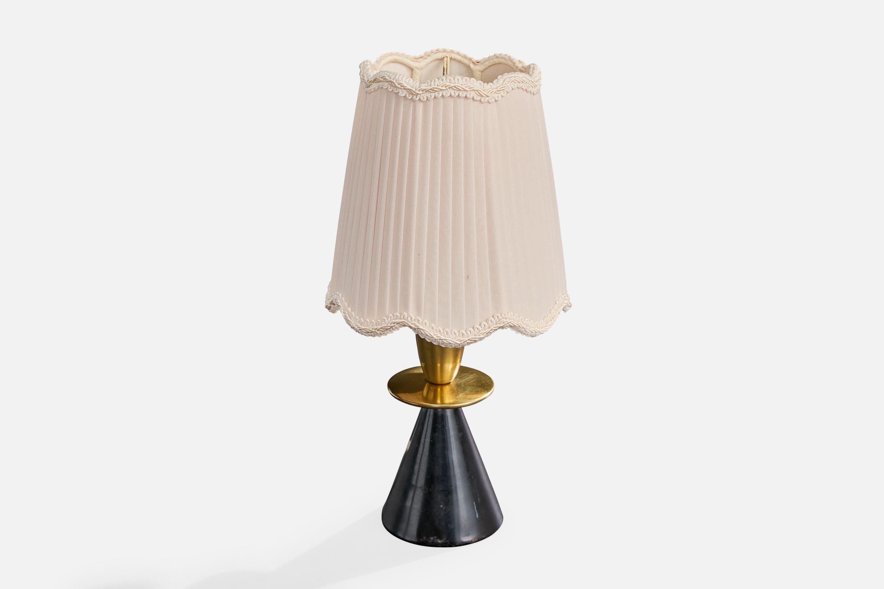 Scandinave moderne Designer suédois, lampe de bureau, laiton, métal, tissu, Suède, années 1940 en vente