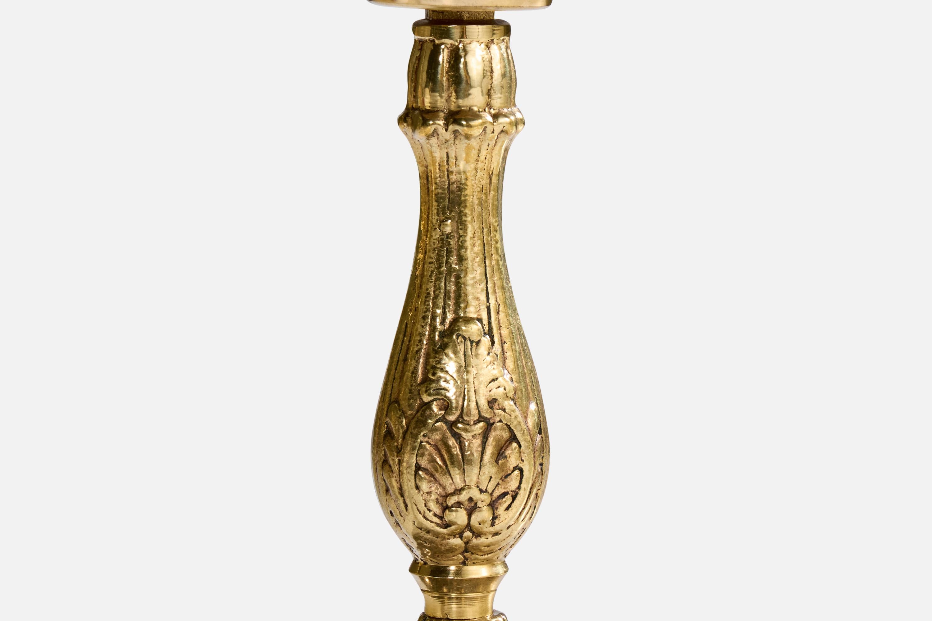Designer suédois, lampe de table, laiton, Suède, années 1940 Bon état - En vente à High Point, NC