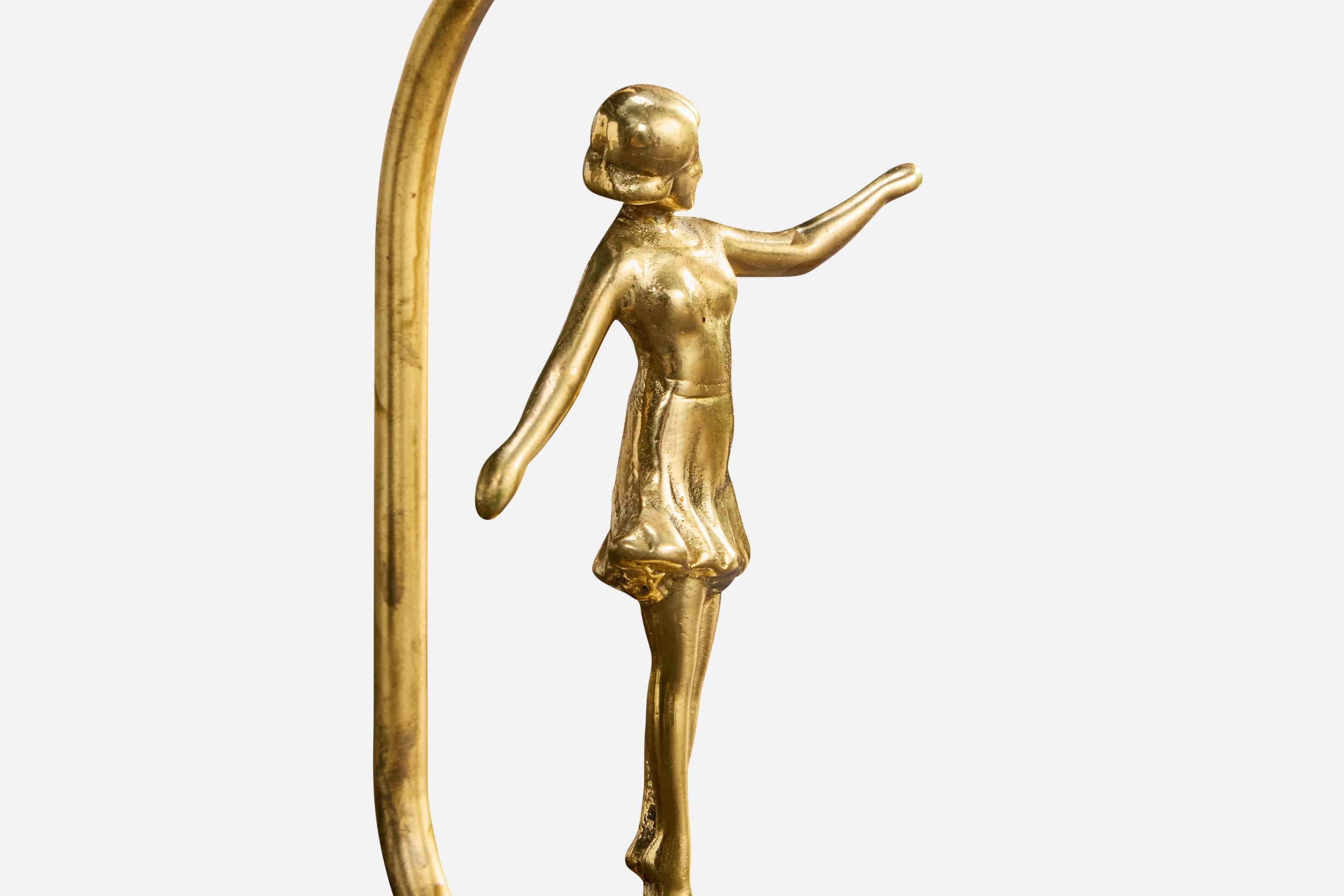 Diseñador sueco, lámpara de mesa, latón, Suecia, años 1940 en Bueno estado para la venta en High Point, NC