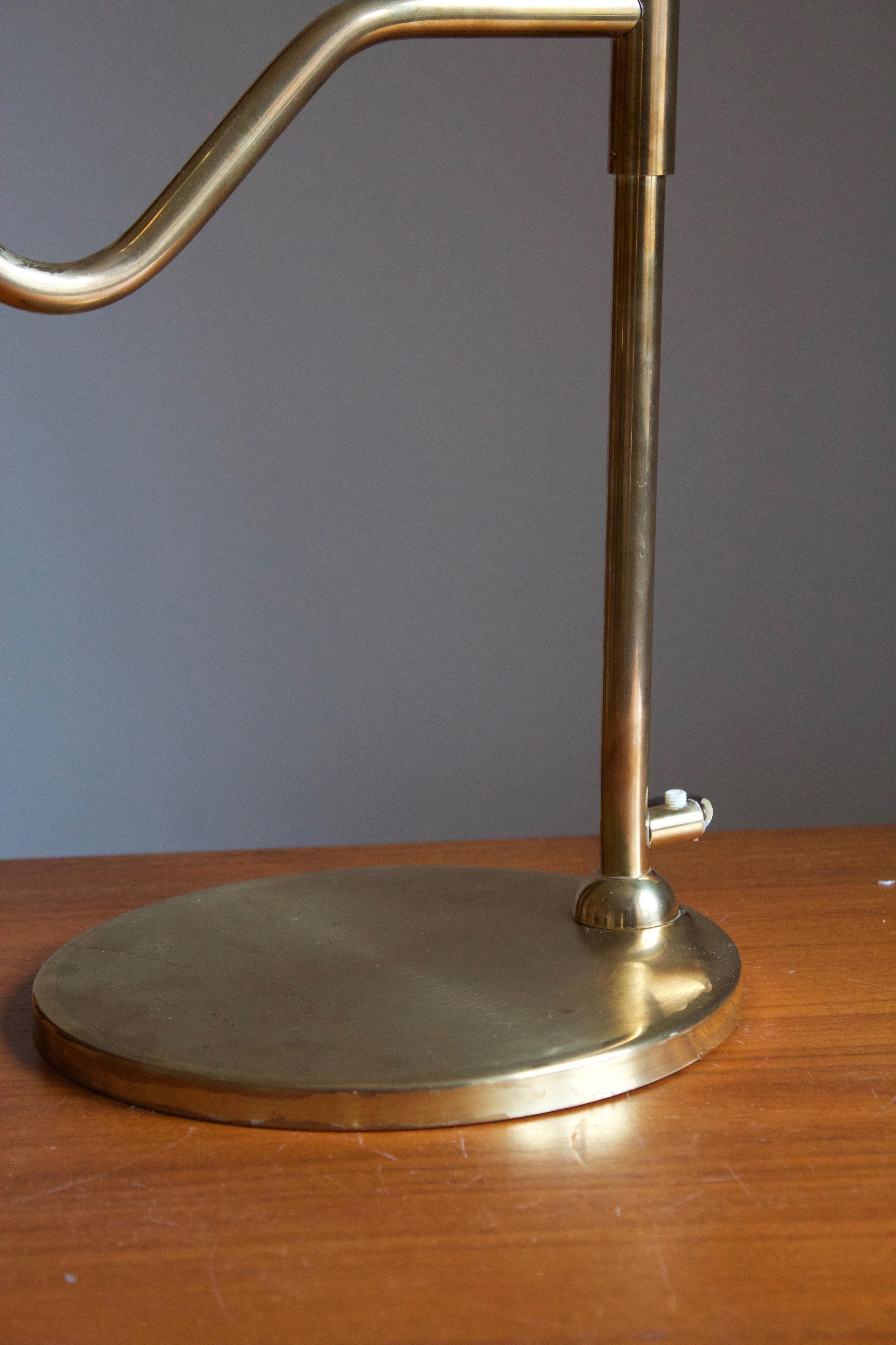 Swedish Designer, Table Lamp, Brass, Sweden, c. 1960s In Good Condition In High Point, NC
