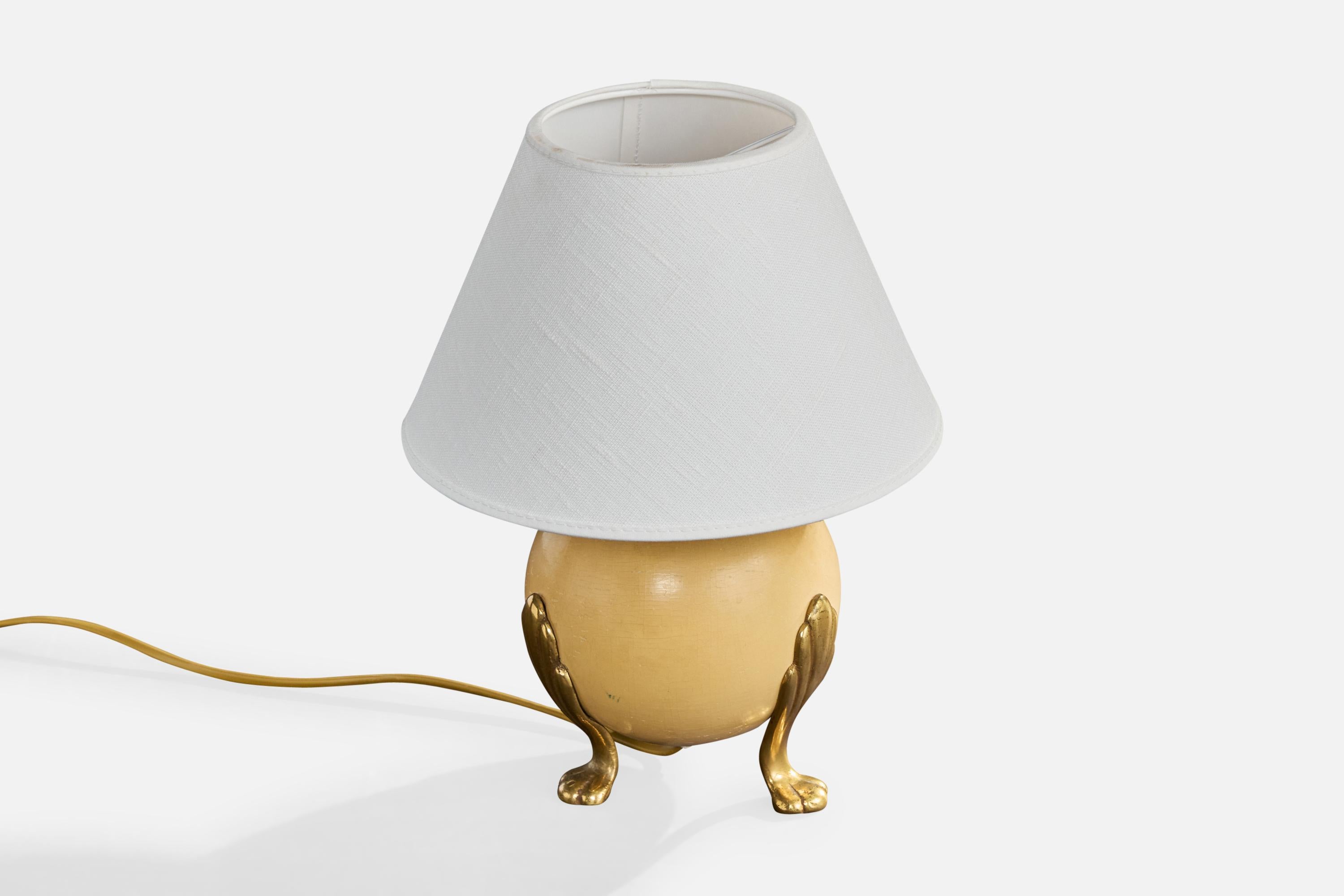 Mid-Century Modern Designer suédois, lampe de table, laiton, Wood, Suède, années 1940 en vente