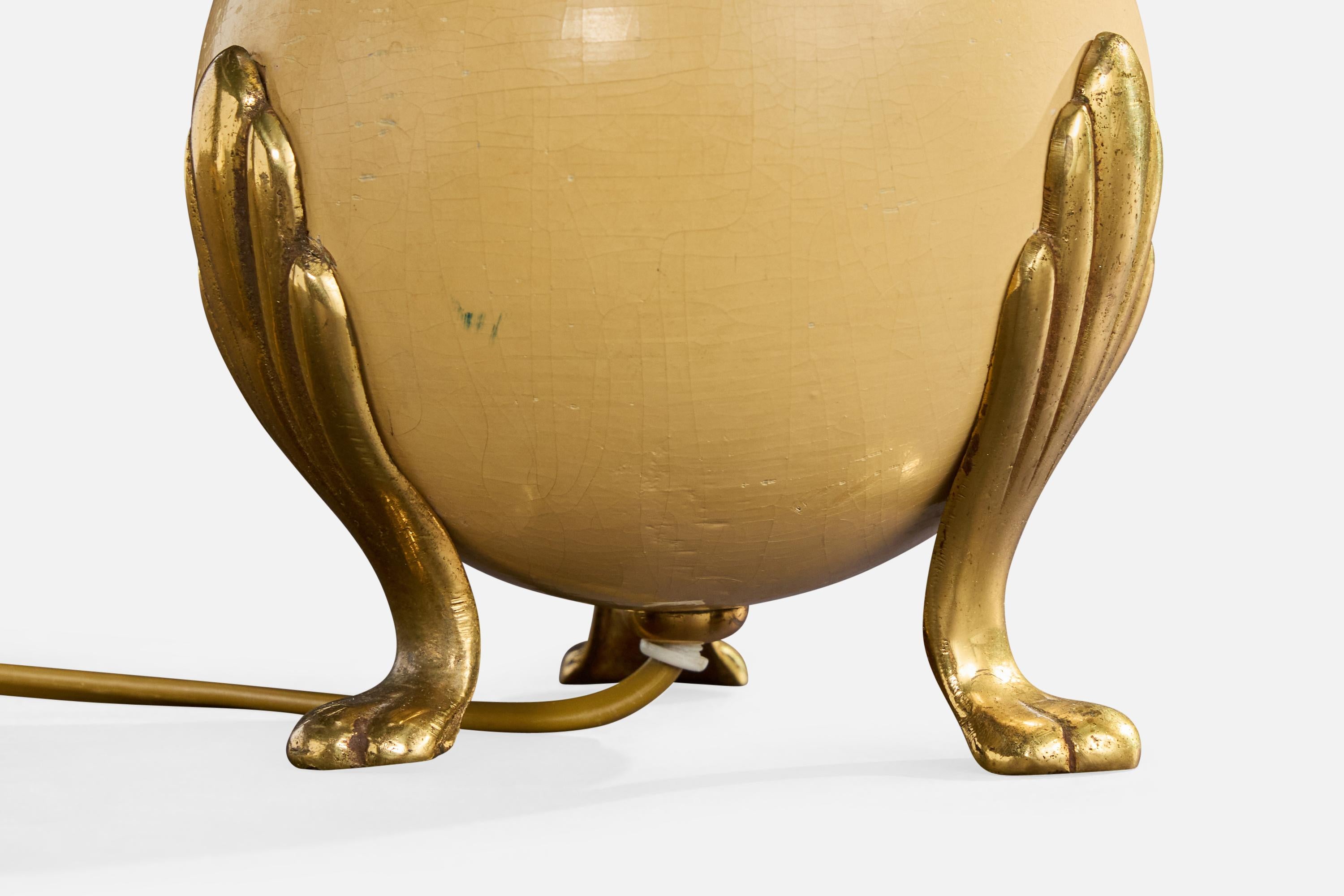 Laiton Designer suédois, lampe de table, laiton, Wood, Suède, années 1940 en vente