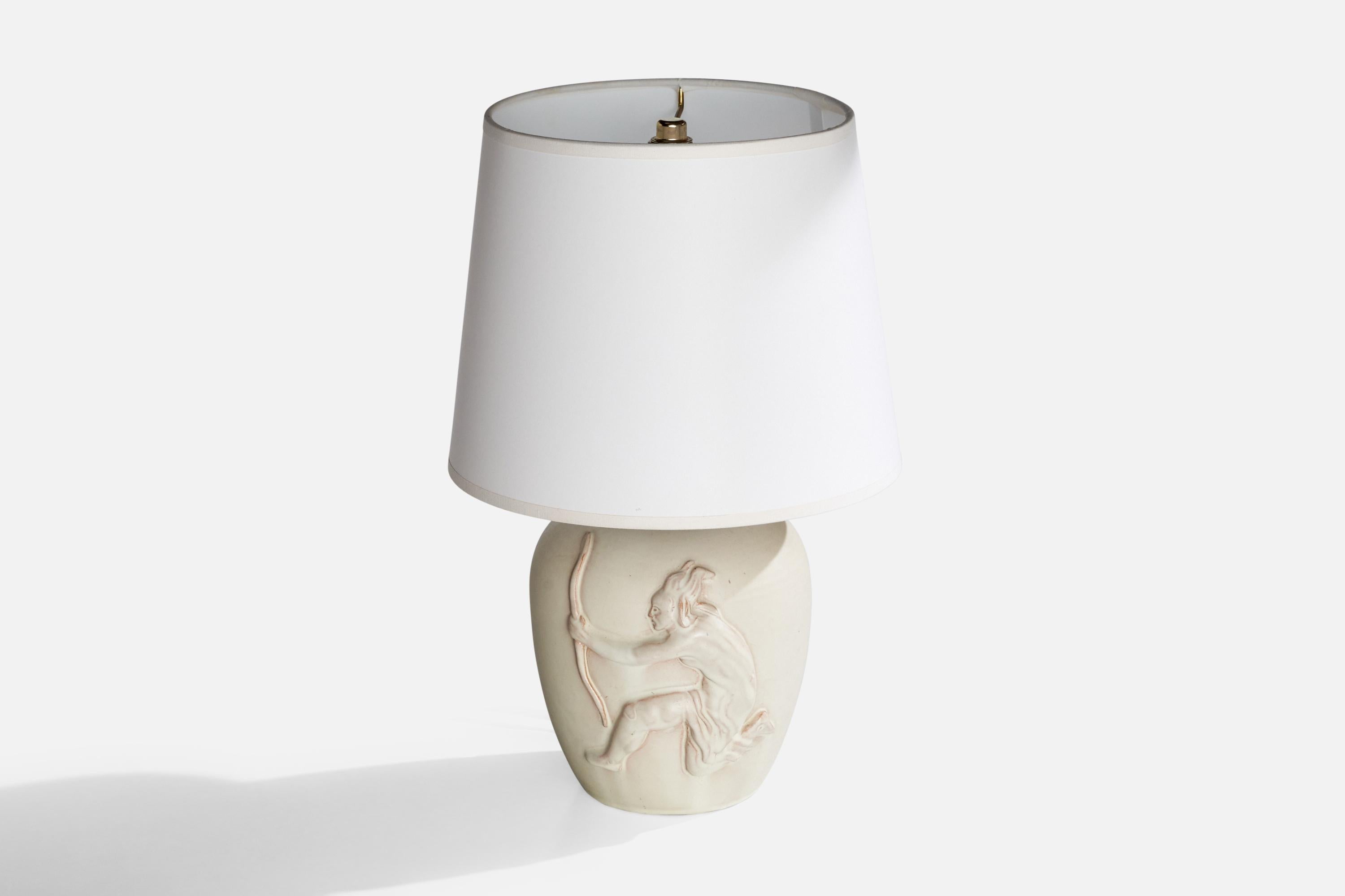Scandinavo moderno Lampada da tavolo di design svedese, ceramica, ottone, Svezia, anni '1930 in vendita