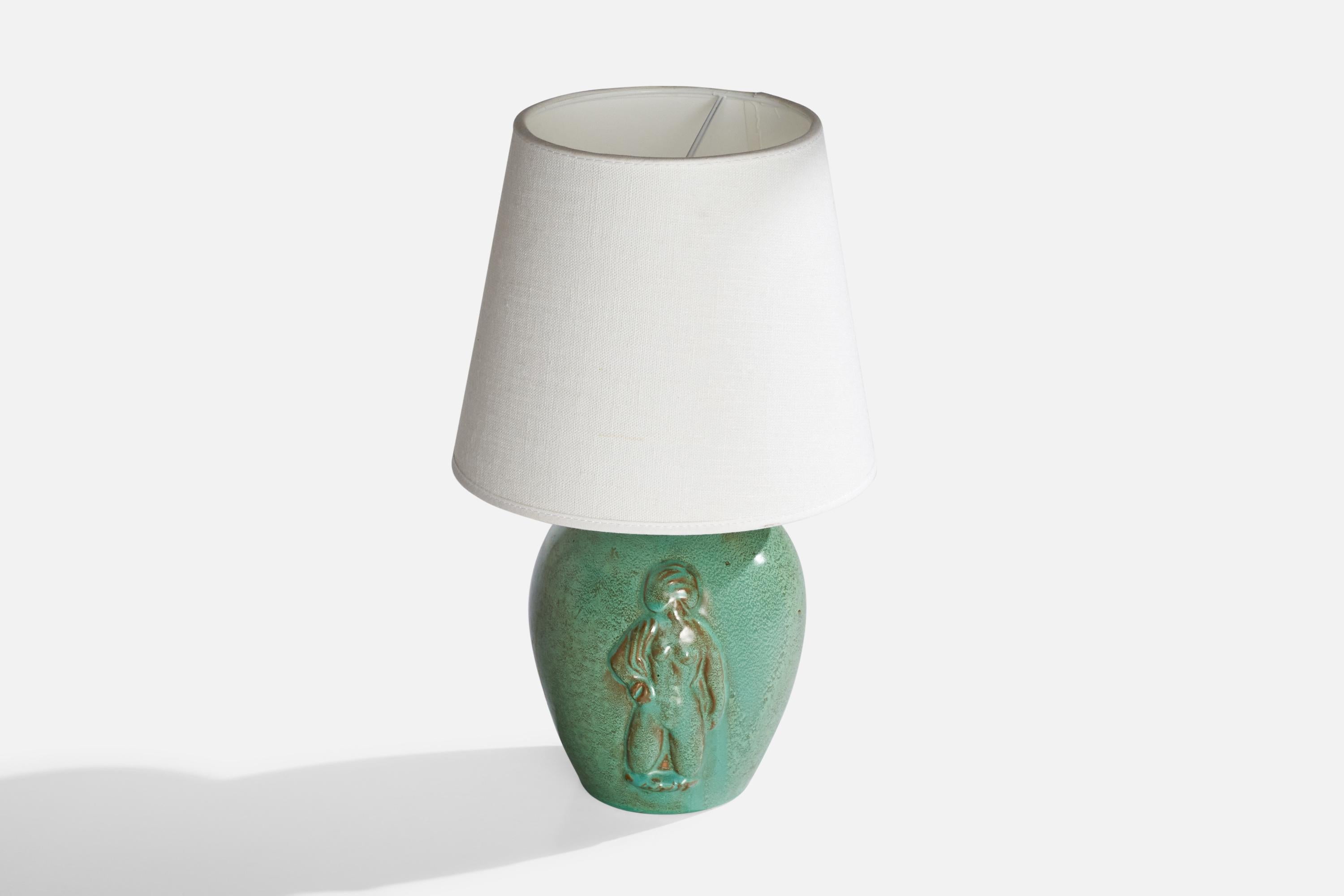 Scandinave moderne Designer suédois, lampe de bureau, céramique, laiton, Suède, années 1940 en vente