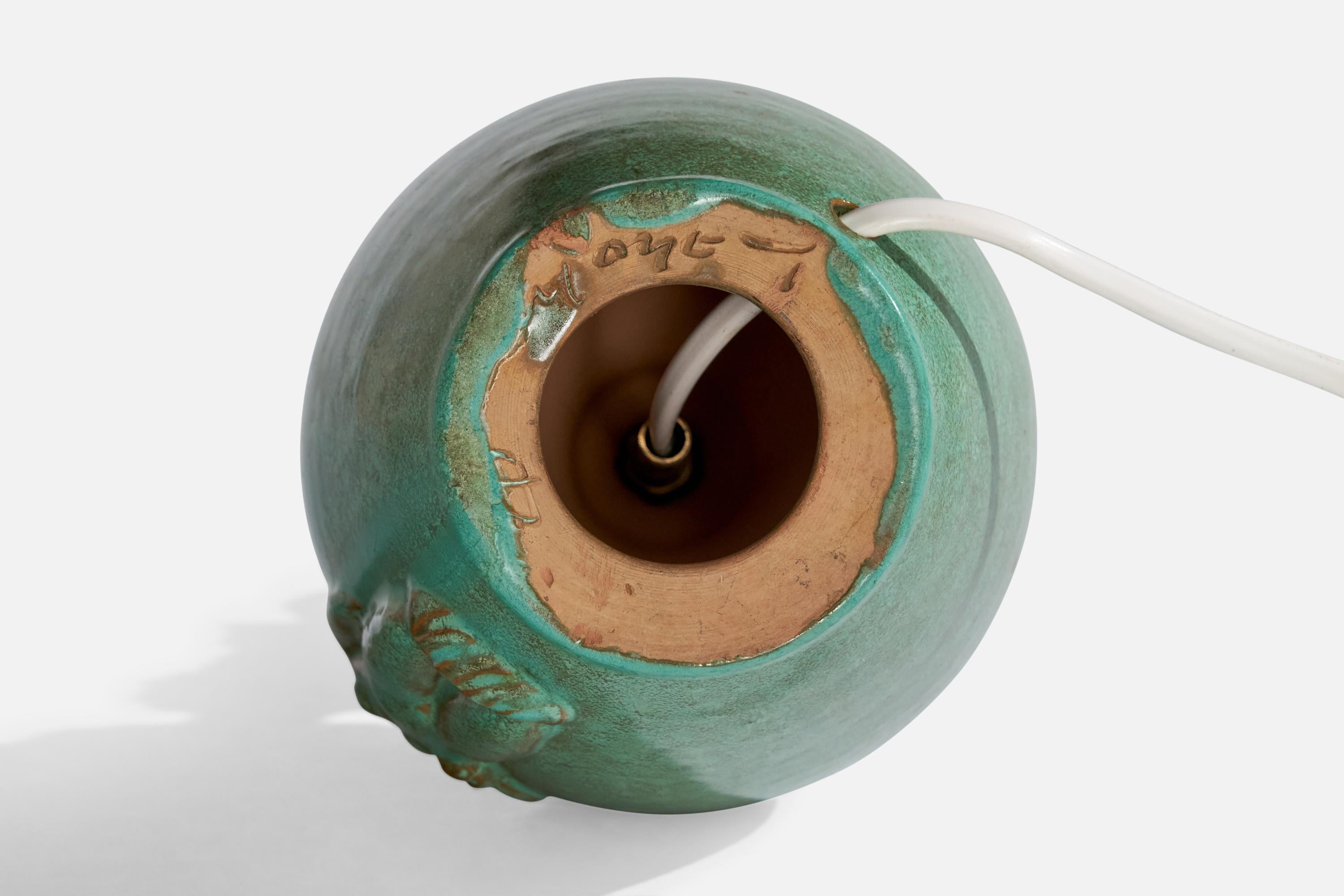Designer suédois, lampe de bureau, céramique, laiton, Suède, années 1940 en vente 2