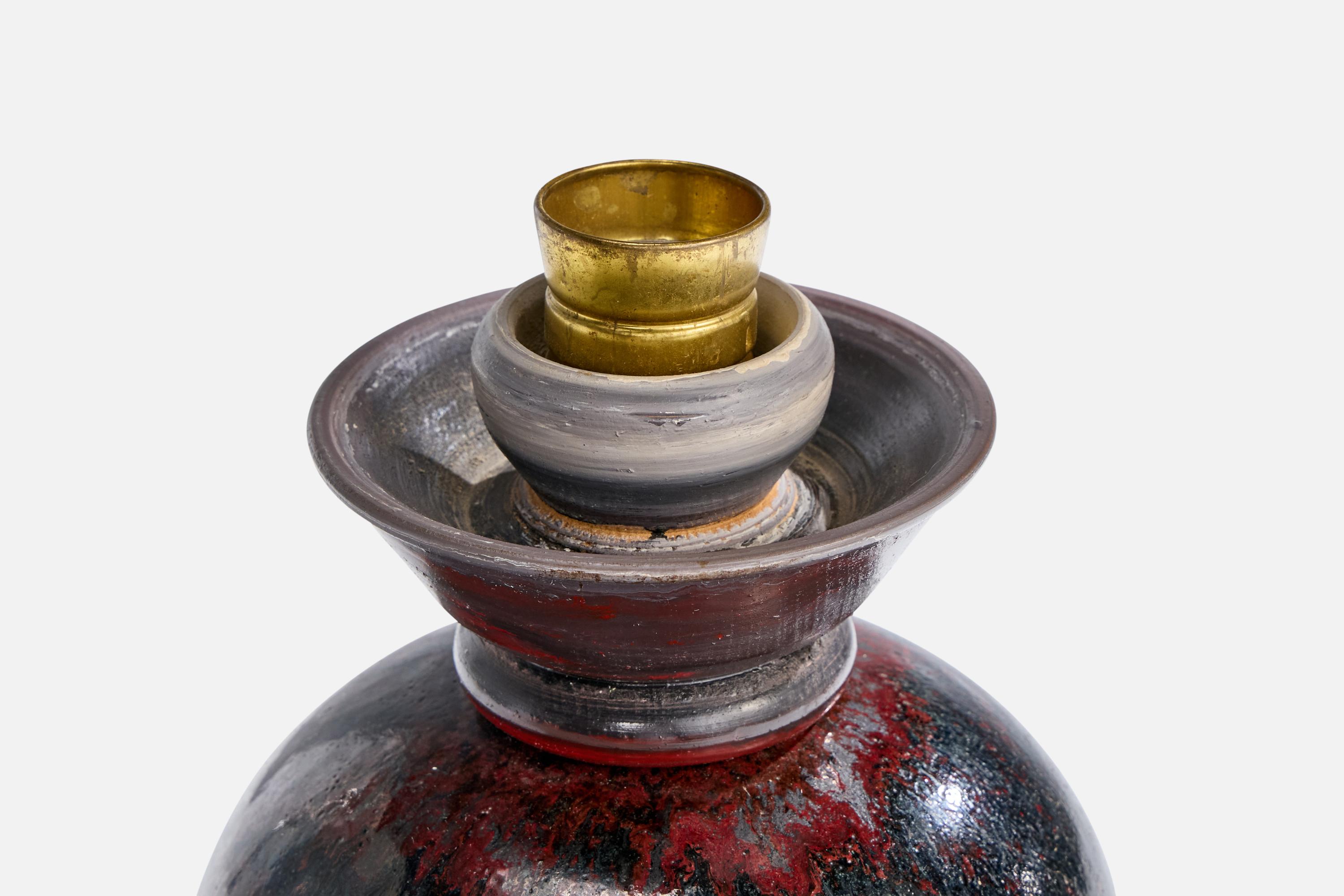 Swedish Designer, Table Lamp, Ceramic, Sweden, 1940s In Good Condition For Sale In High Point, NC