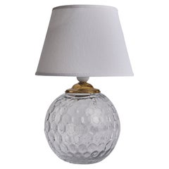 Lampada da tavolo di design svedese, vetro, ottone, tessuto, Svezia, anni '1950