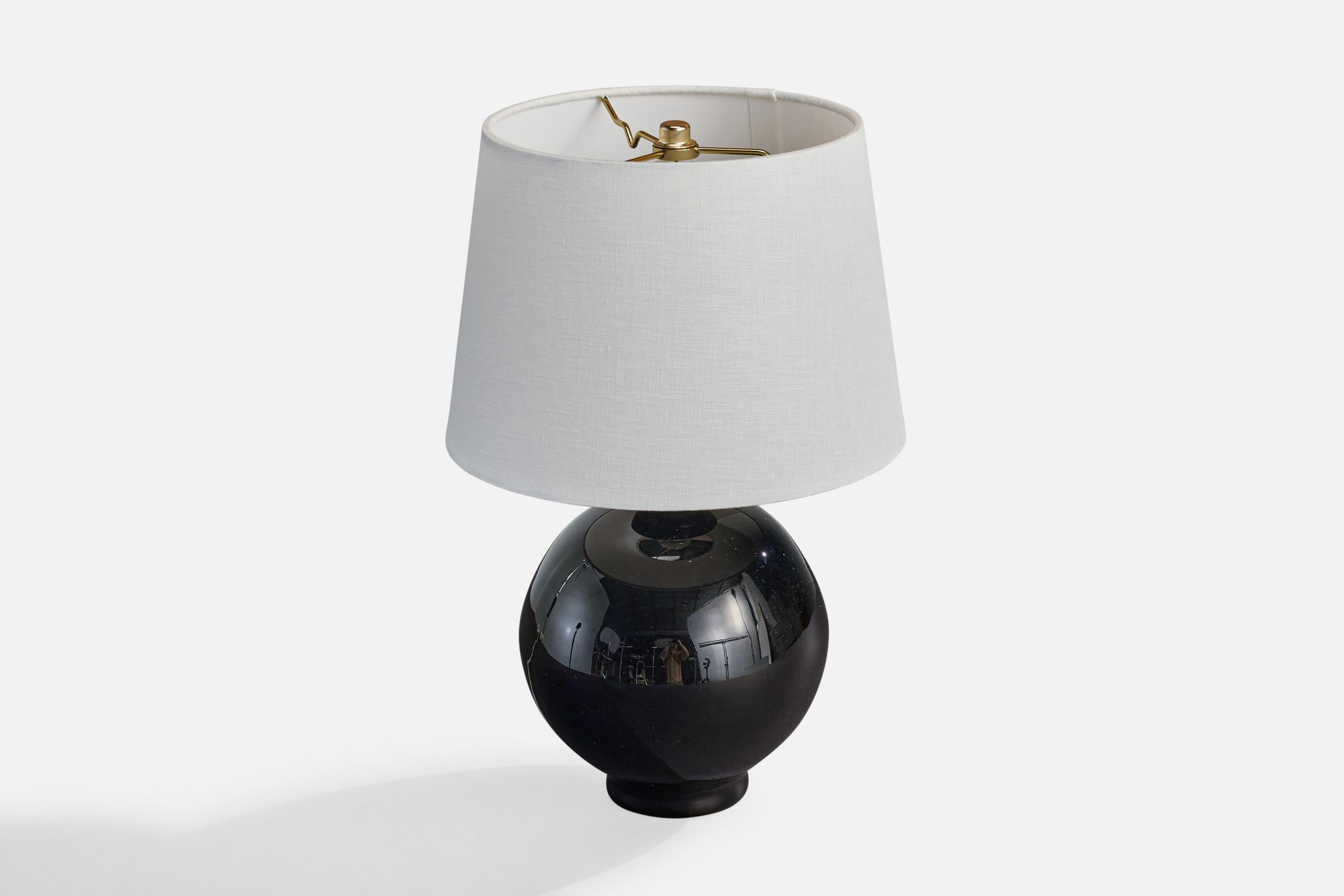 Scandinavian Modern Swedish Designer, Table Lamp, Glass, Brass, Sweden, 1940s For Sale