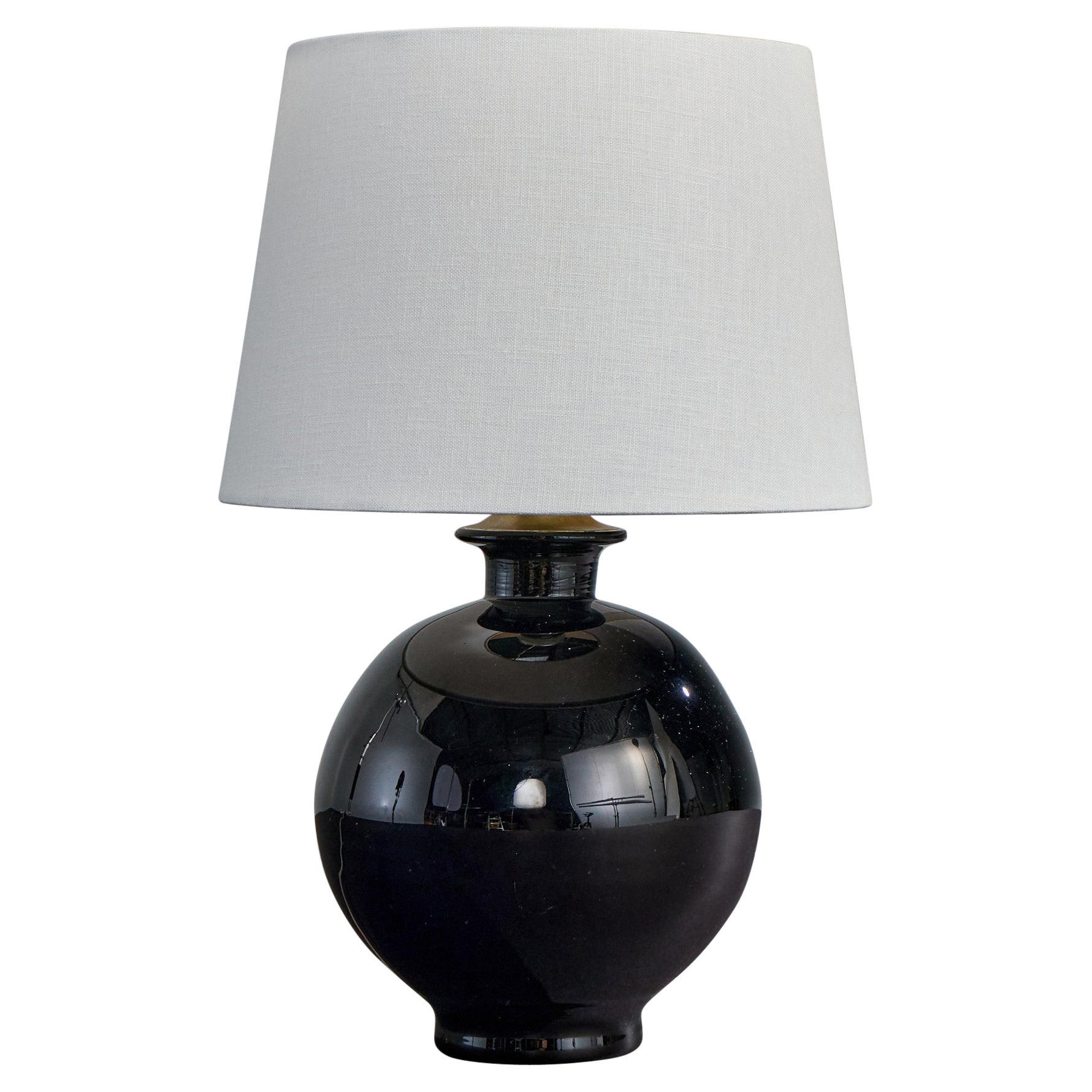 Designer suédois, lampe de table, verre, laiton, Suède, années 1940