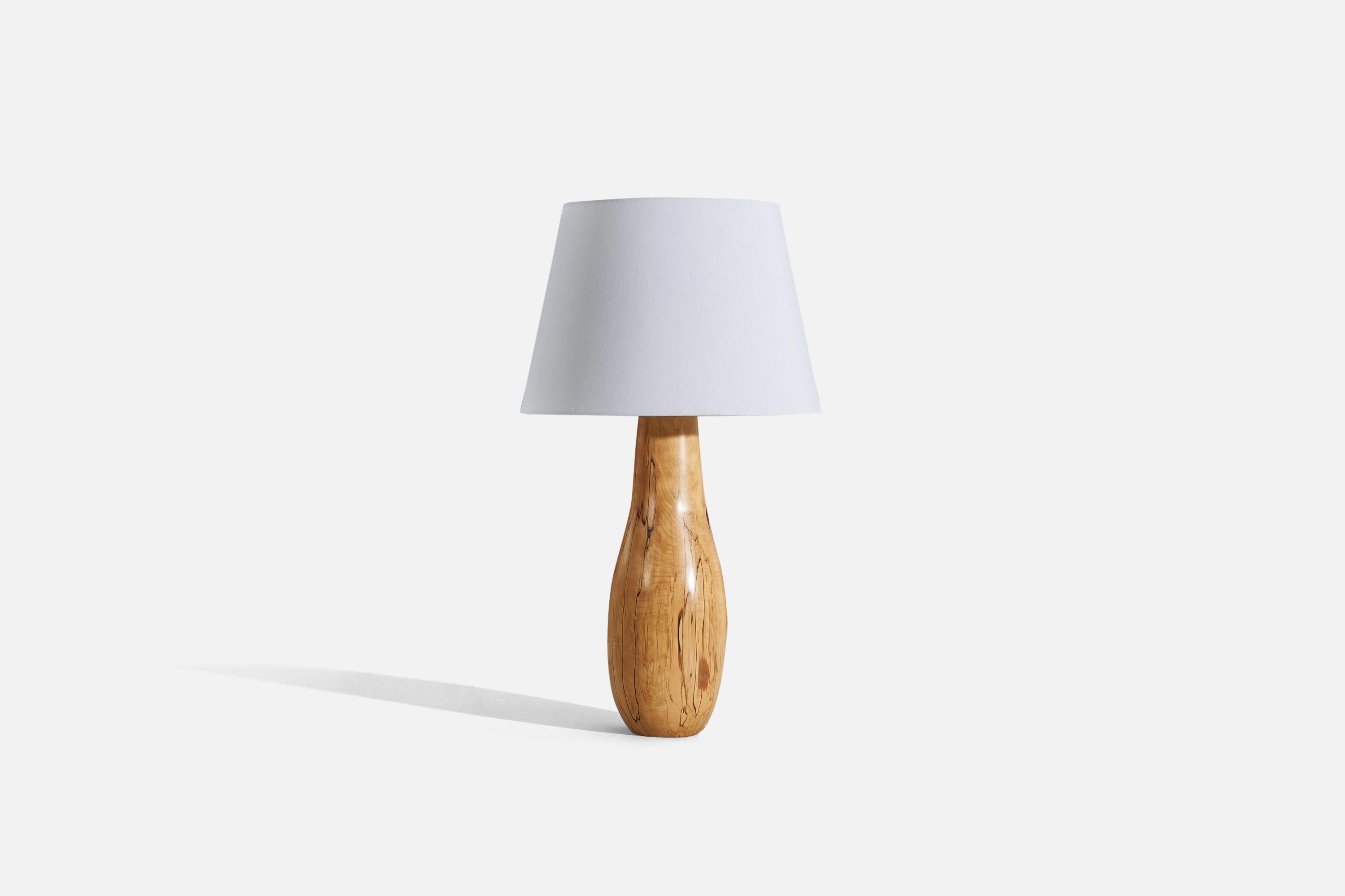 A masur birch table lamp designed and produced by a Swedish designer, 1989. 

Sold without lampshade. 
Dimensions of lamp (inches) : 18.875 x 5.4375 x 5.4375 (H x W x D).
Dimensions of shade (inches) : 10 x 14 x 10 (T x B x S).
Dimension of