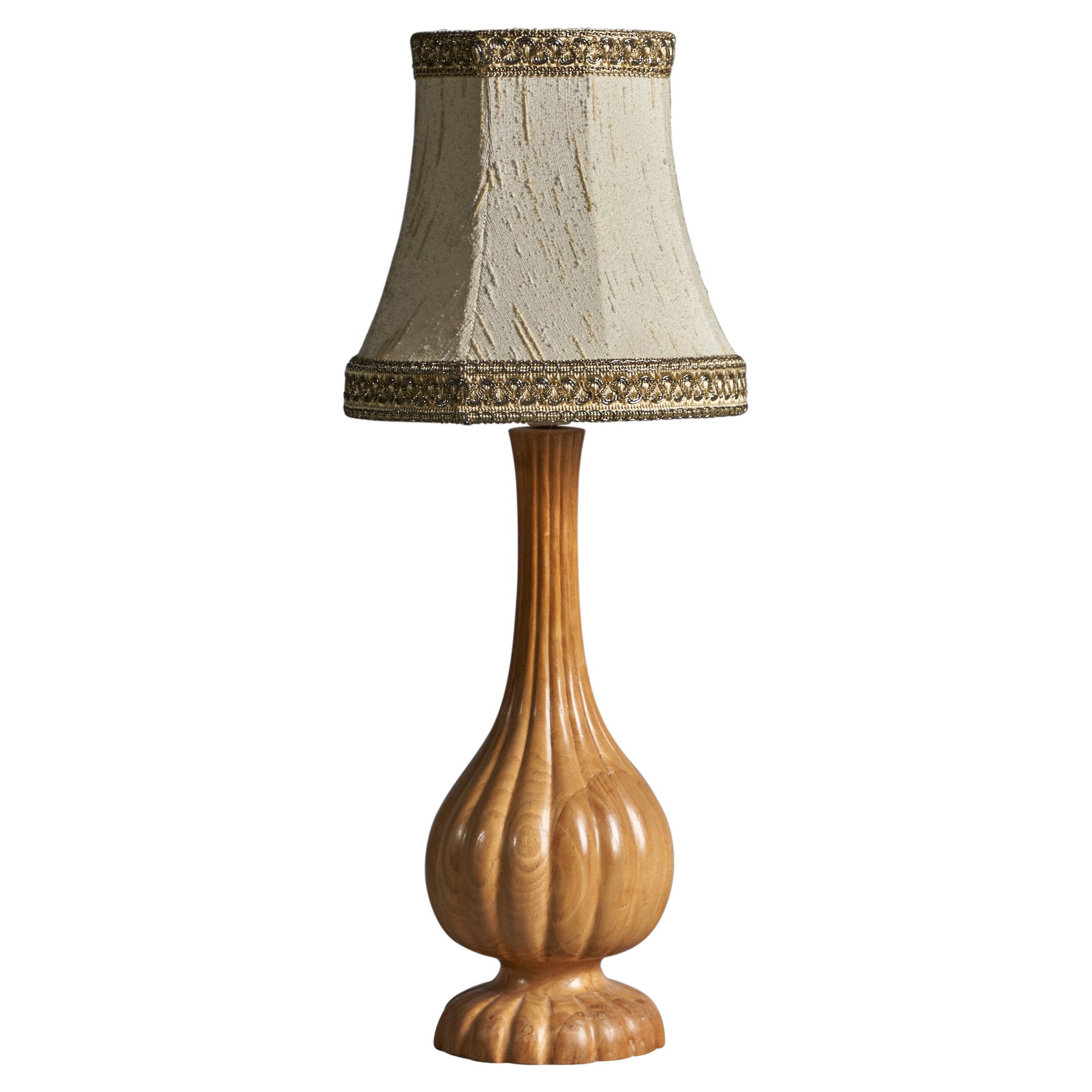 Schwedische Designerin, Tischlampe, Eiche, Stoff, Schweden, 1960er Jahre