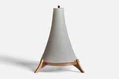 Designer suédois, lampe de bureau, chêne, verre, laiton, Suède, 1970