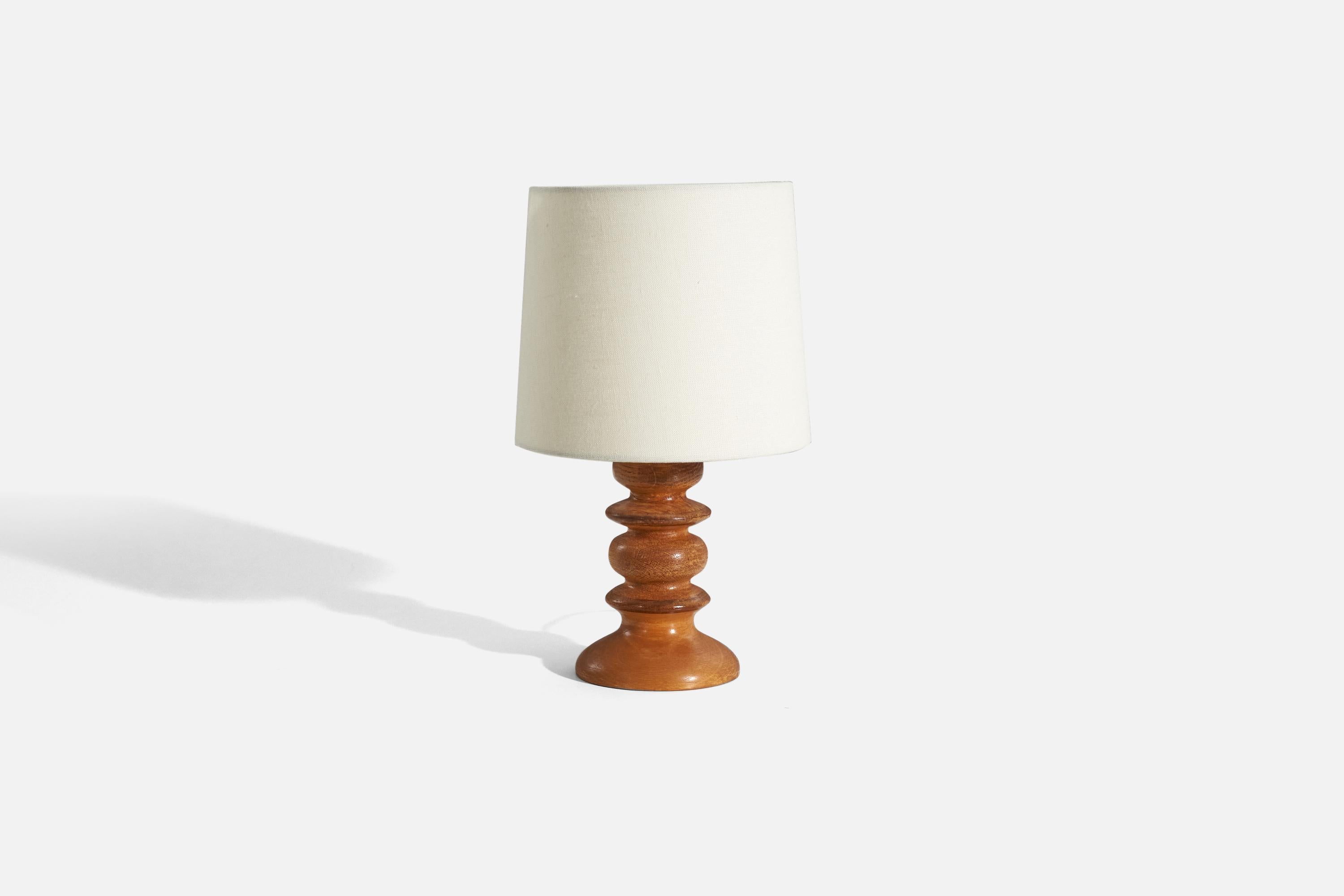 Modern Swedish Designer, Table Lamp, Oak, Sweden, 1970s For Sale