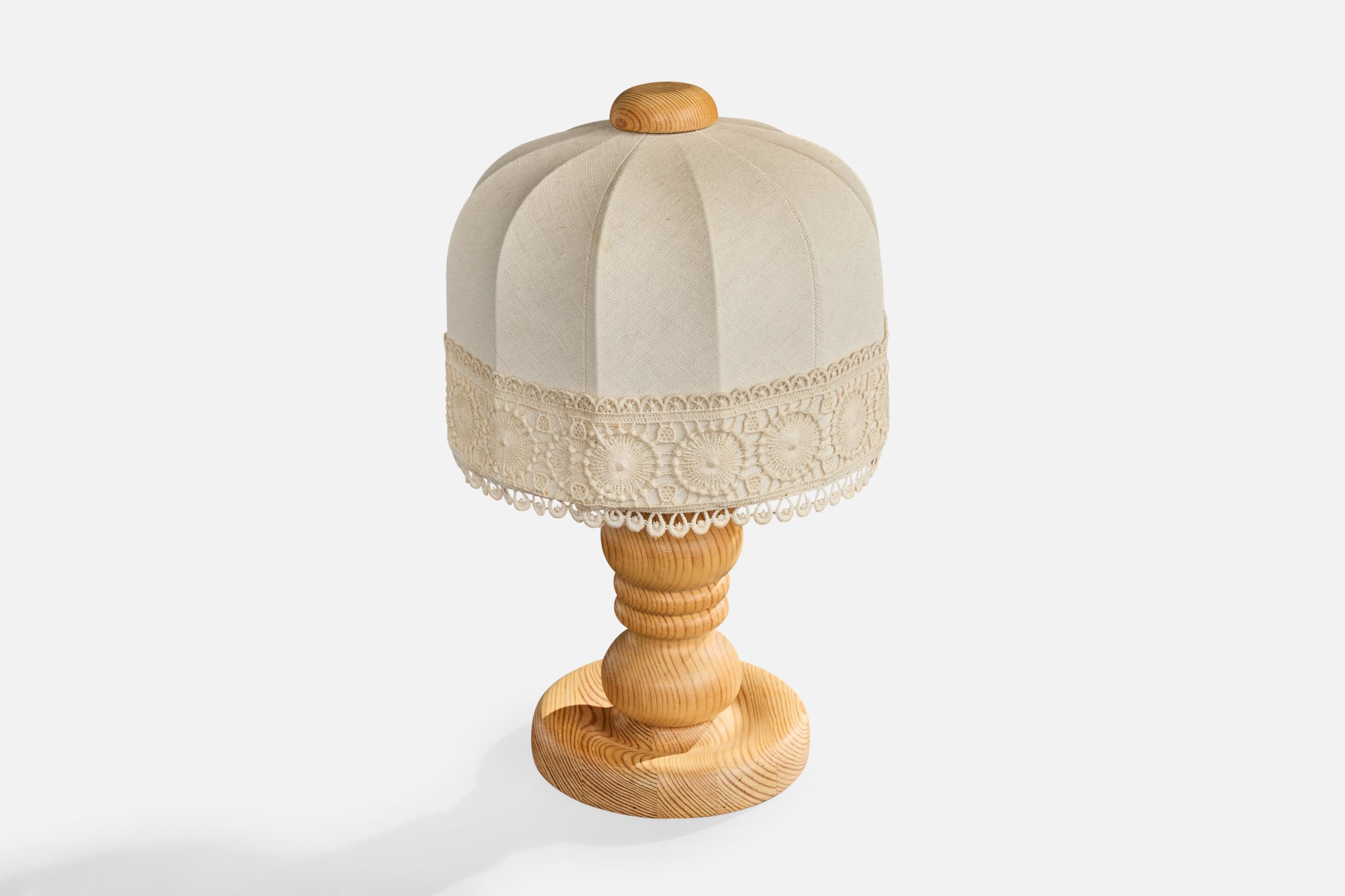 Mid-Century Modern Swedish Designer, Table Lamp, Pine, Fabric, Sweden, 1970s For Sale