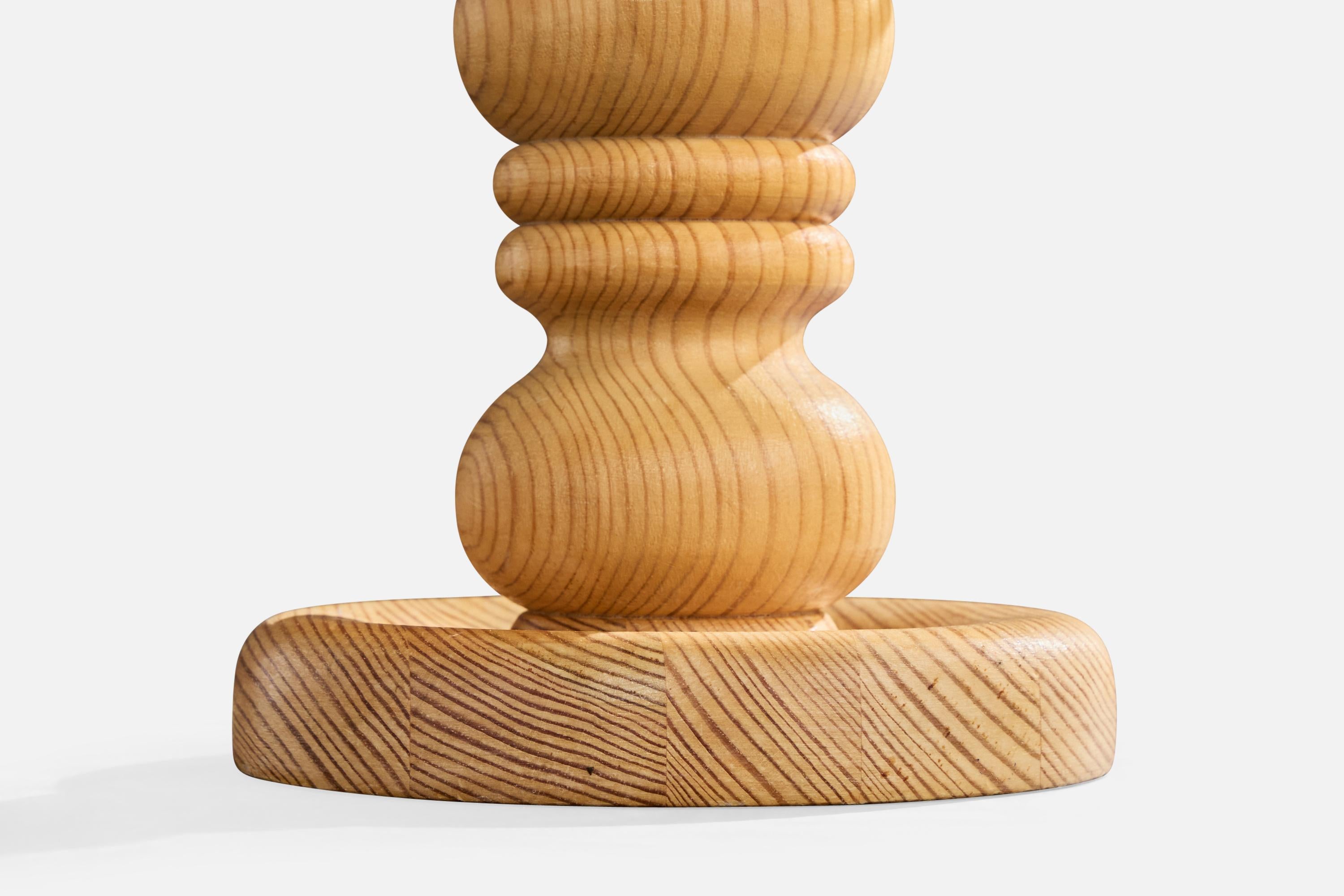 Swedish Designer, Table Lamp, Pine, Fabric, Sweden, 1970s For Sale 4