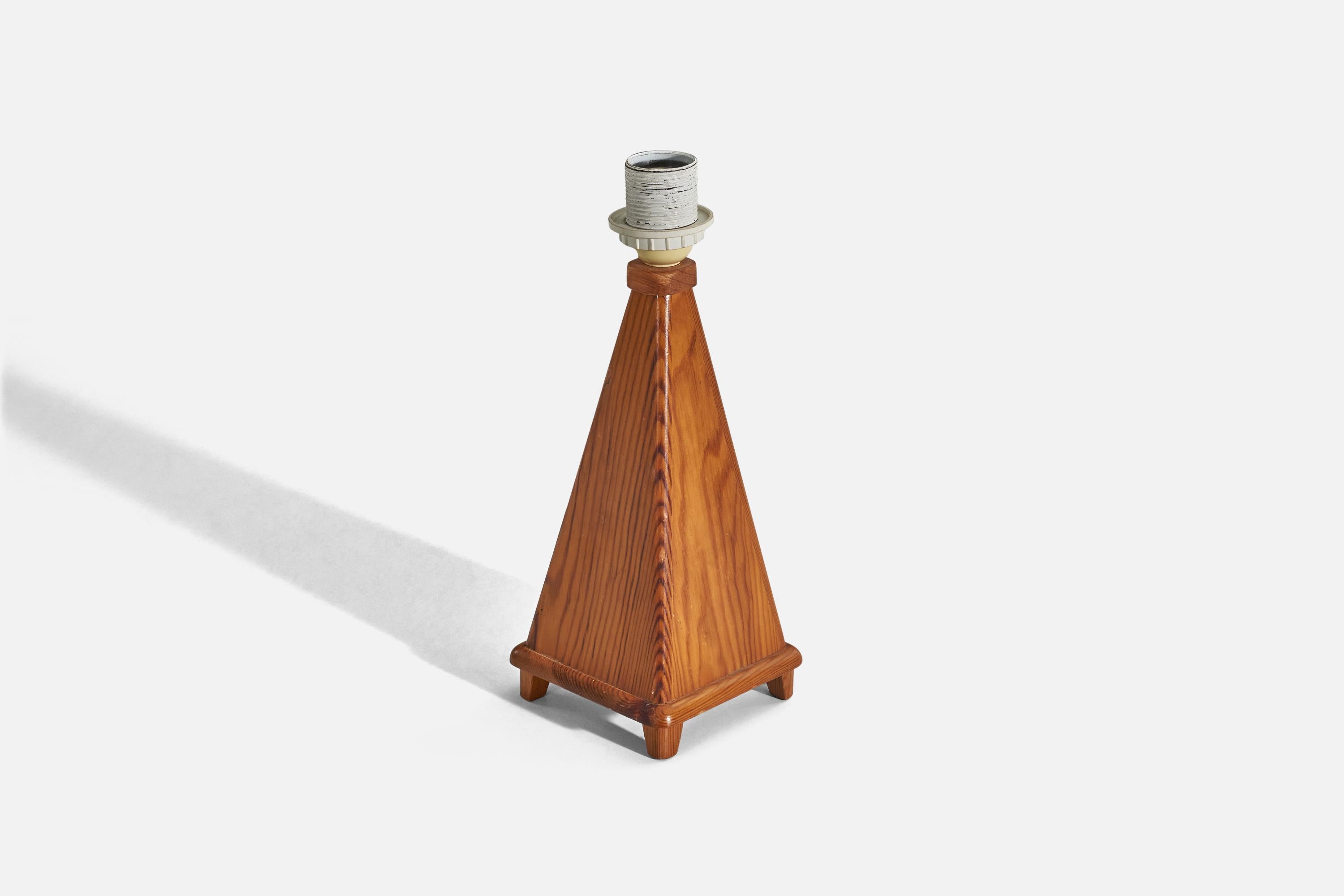 Mid-20th Century Swedish Designer, Table Lamp, Pine, Fabric, Sweden, c. 1950s For Sale