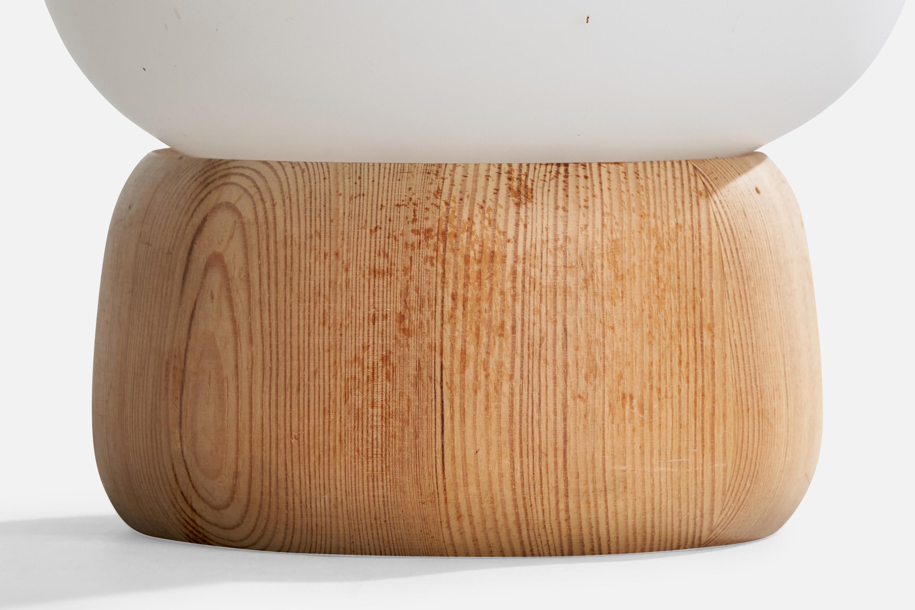 Swedish Designer, Table Lamp, Pine, Glass, Sweden, 1970s For Sale 2