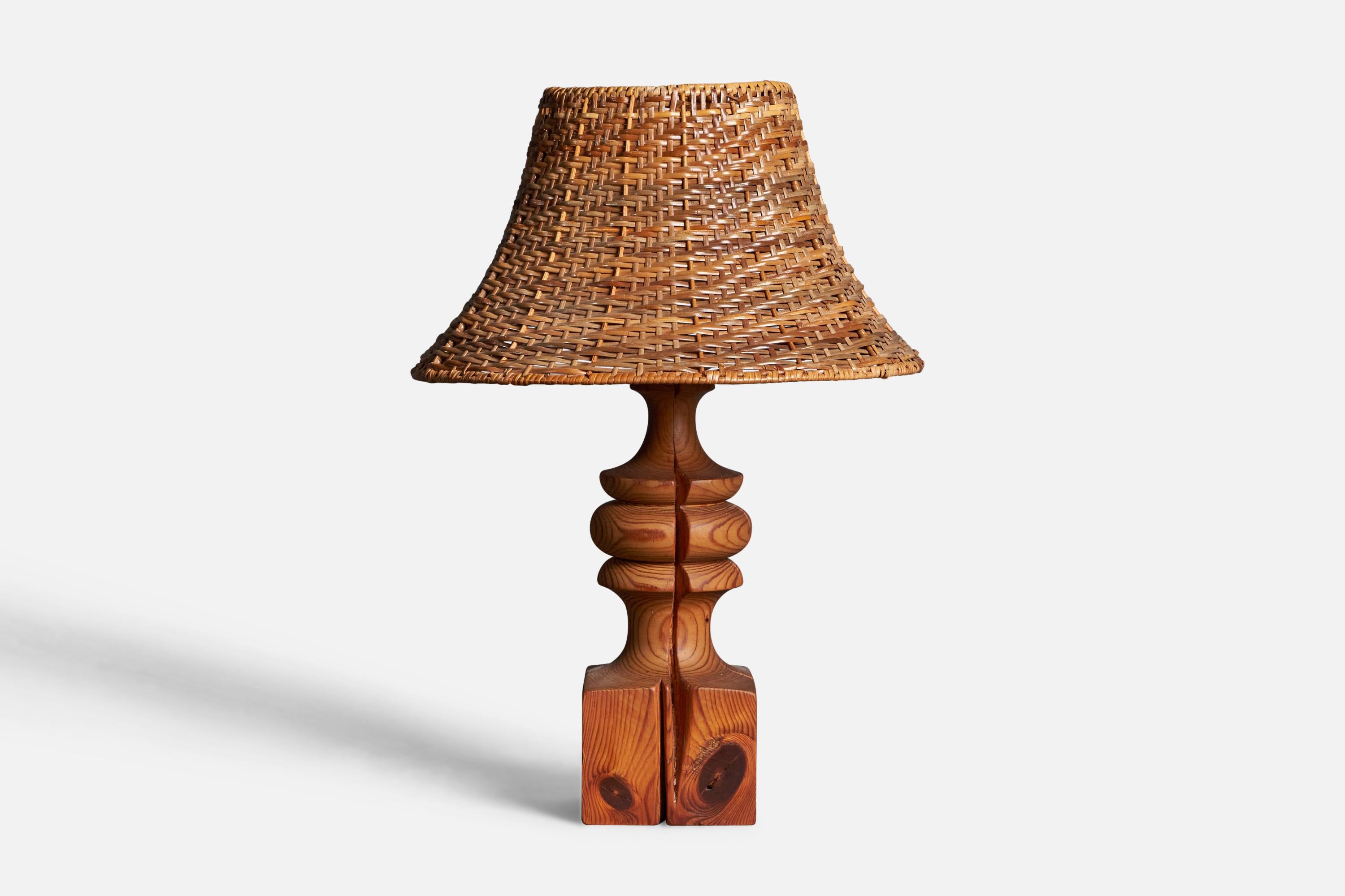 Swedish Designer, Table Lamp, Pine, Rattan, Sweden, 1960s In Good Condition In High Point, NC