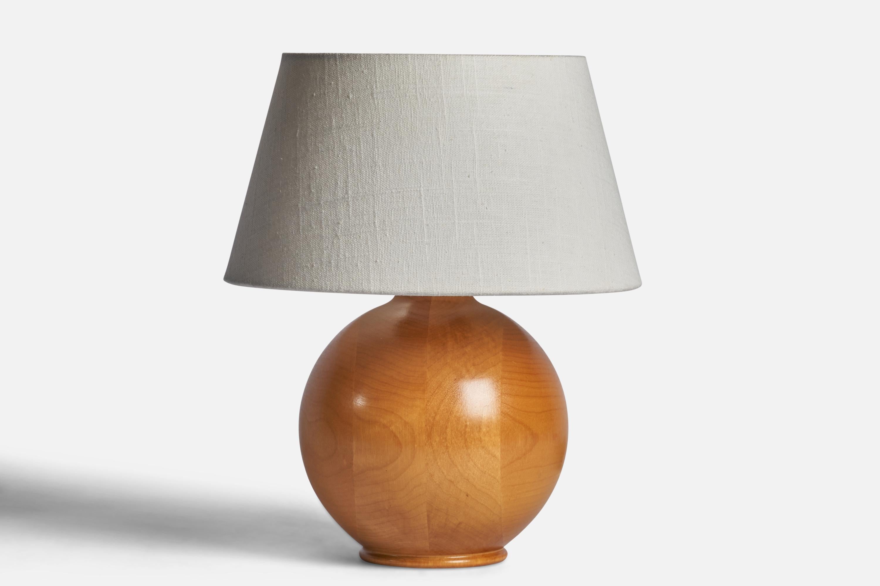 Tischlampe aus Kiefernholz, entworfen und hergestellt in Schweden, ca. 1960er Jahre.

Abmessungen der Lampe (Zoll): 9