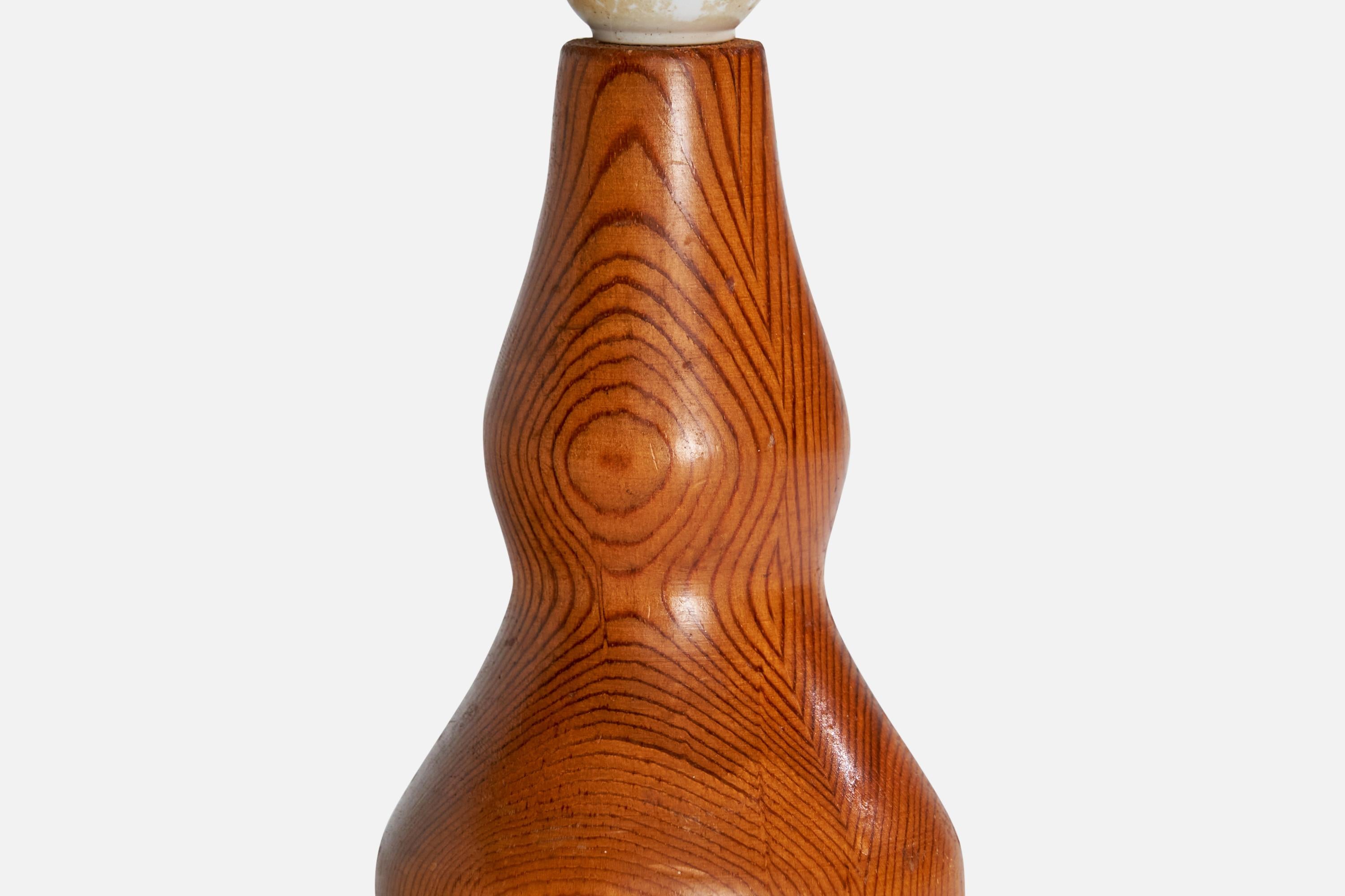 Mid-20th Century Swedish Designer, Table Lamp, Pine, Sweden, 1962 For Sale