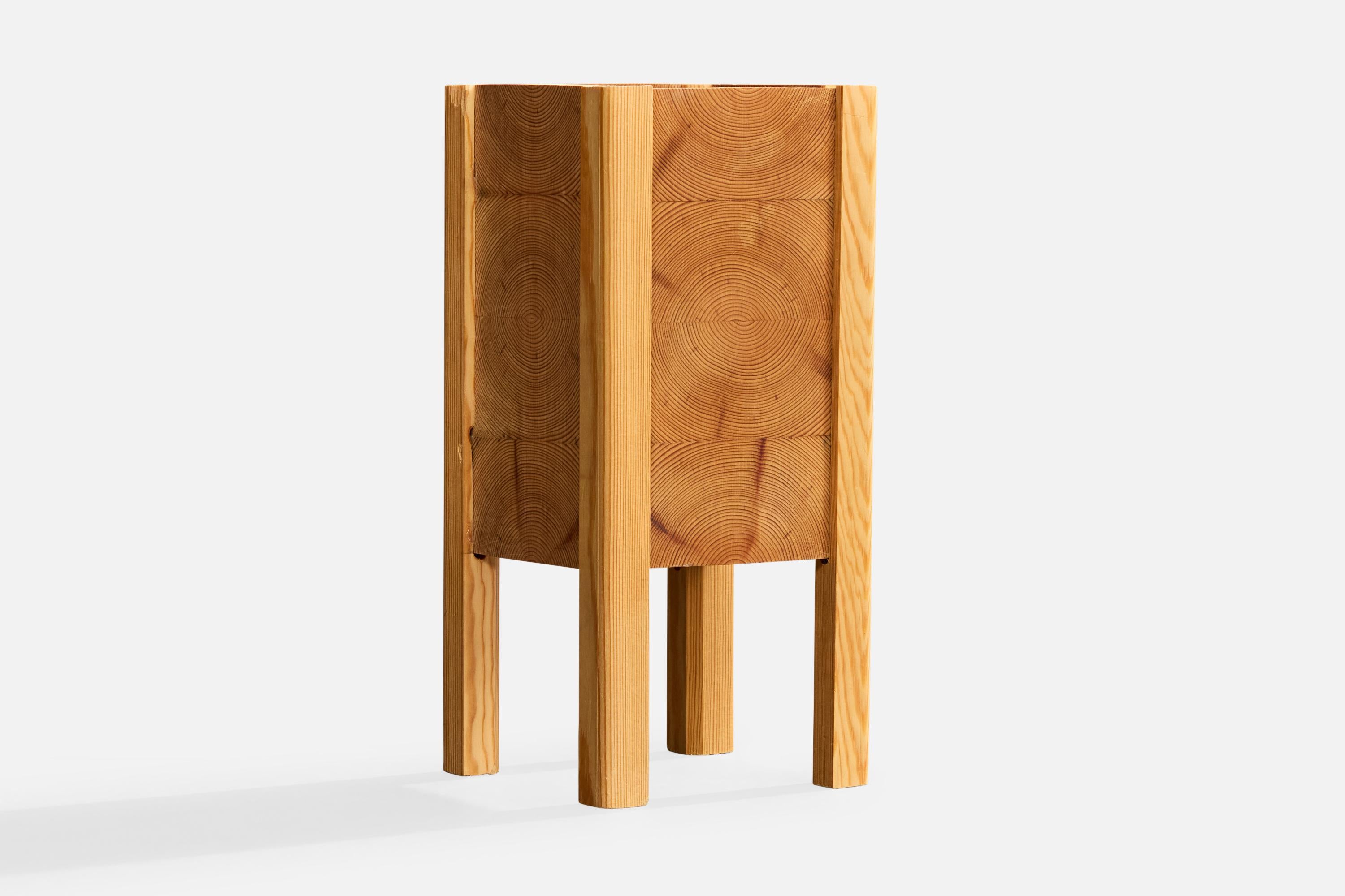 Mid-Century Modern Swedish Designer, Table Lamp, Pine, Sweden, 1970s For Sale