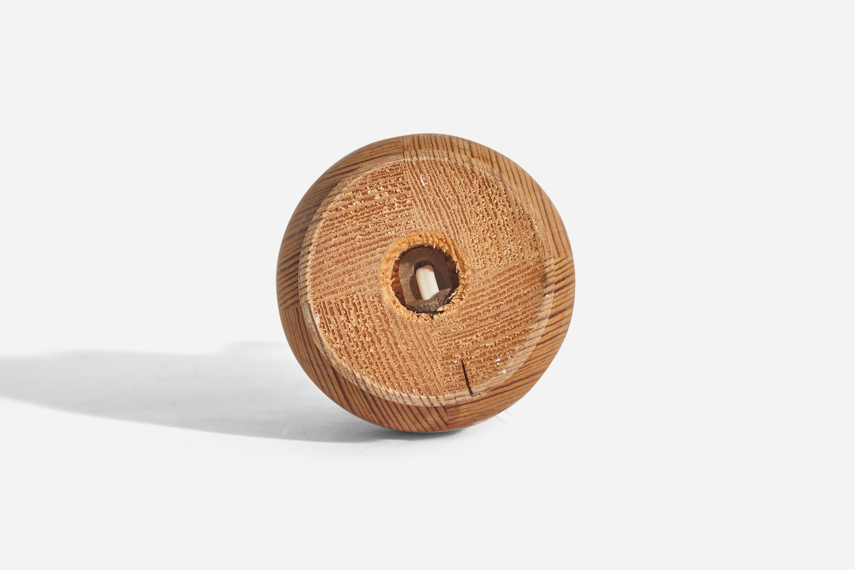 Late 20th Century Swedish Designer, Table Lamp, Pine, Sweden, 1970s For Sale