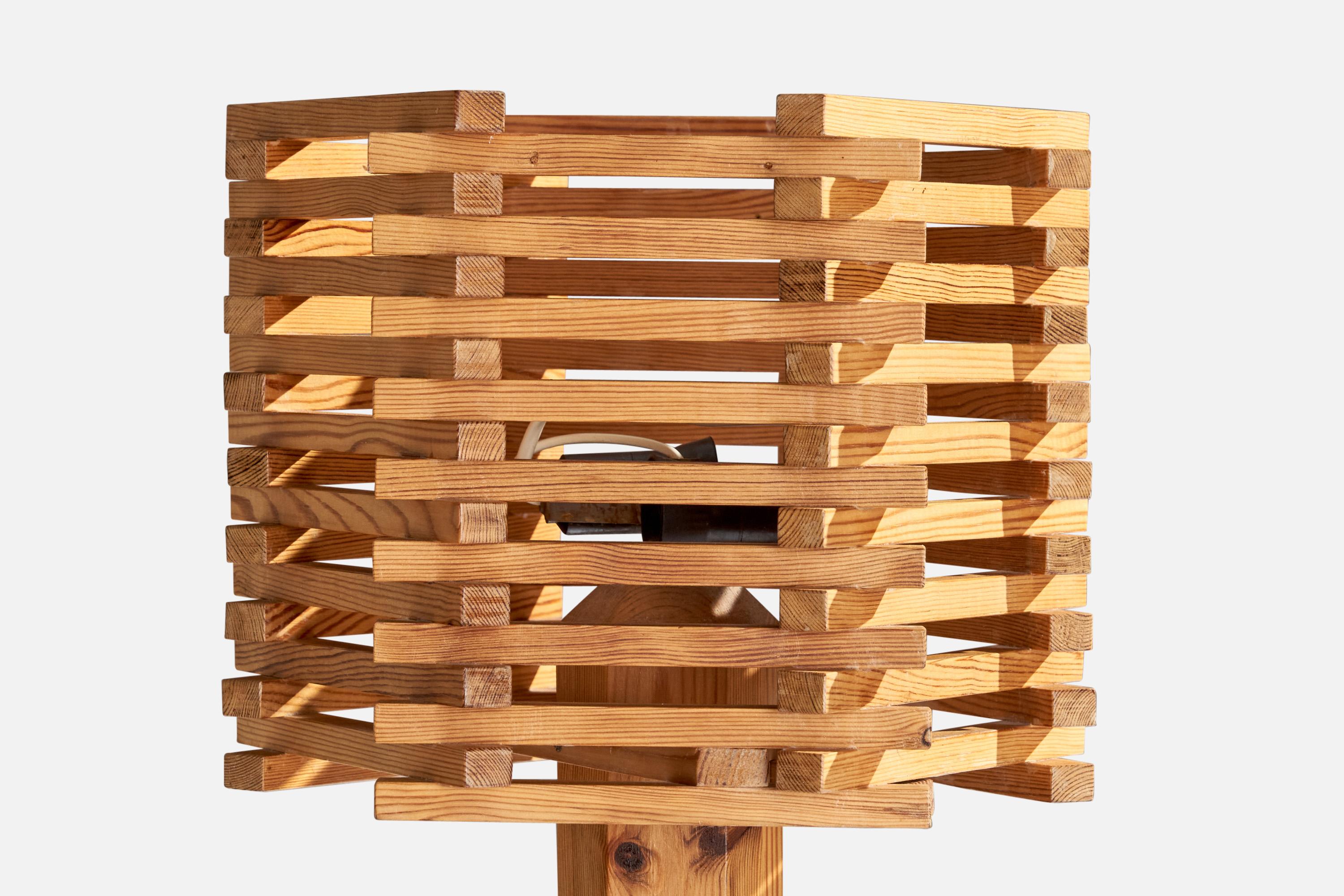 Late 20th Century Swedish Designer, Table Lamp, Pine, Sweden, 1970s For Sale